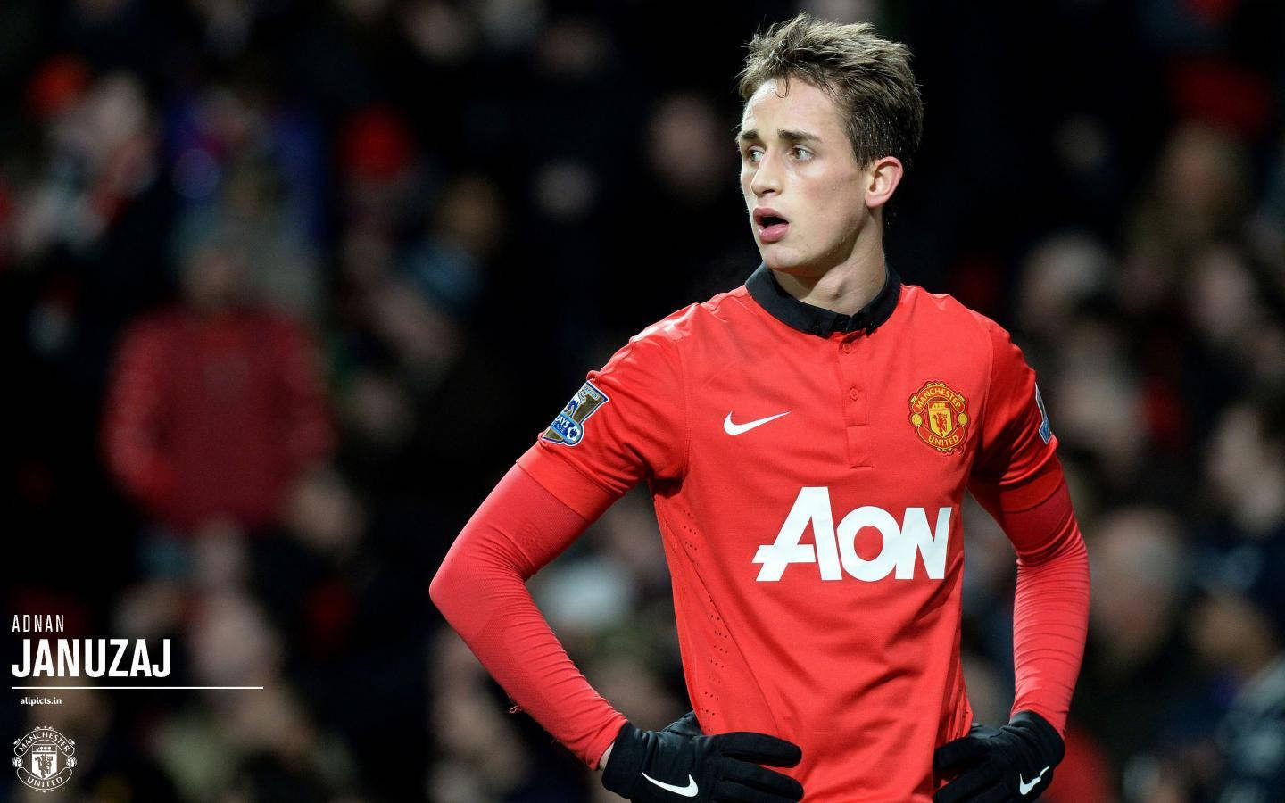 Manchester United Players Spotlight: Adnan Januzaj Background