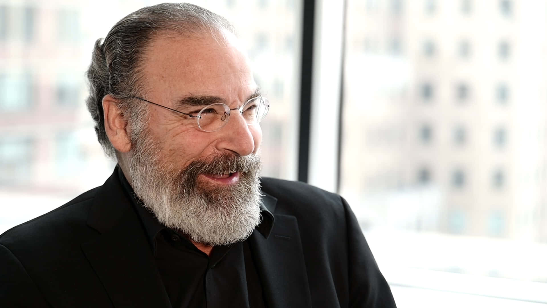 Mandy Patinkin Background