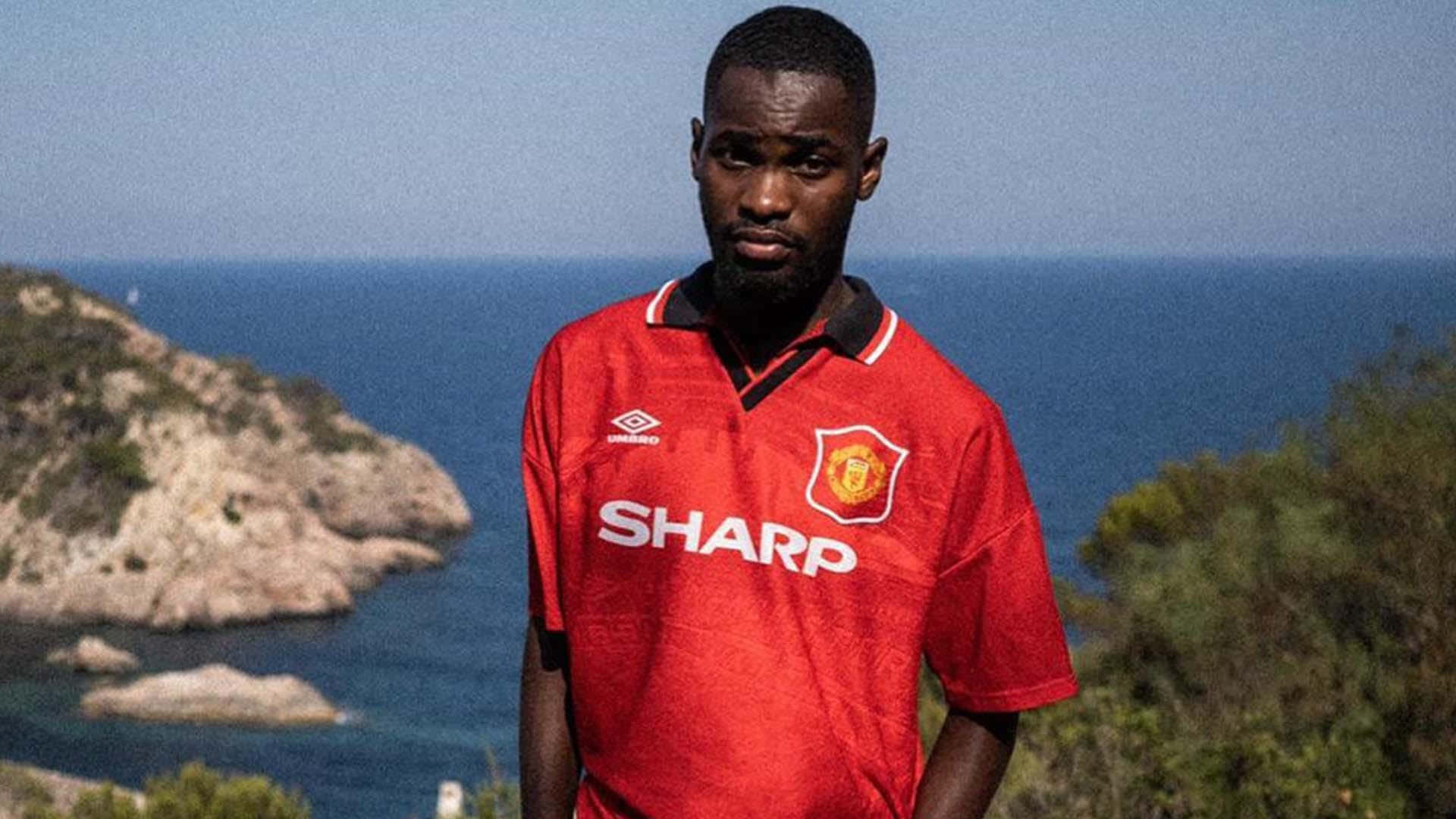 Manin Red Manchester United Jersey Background