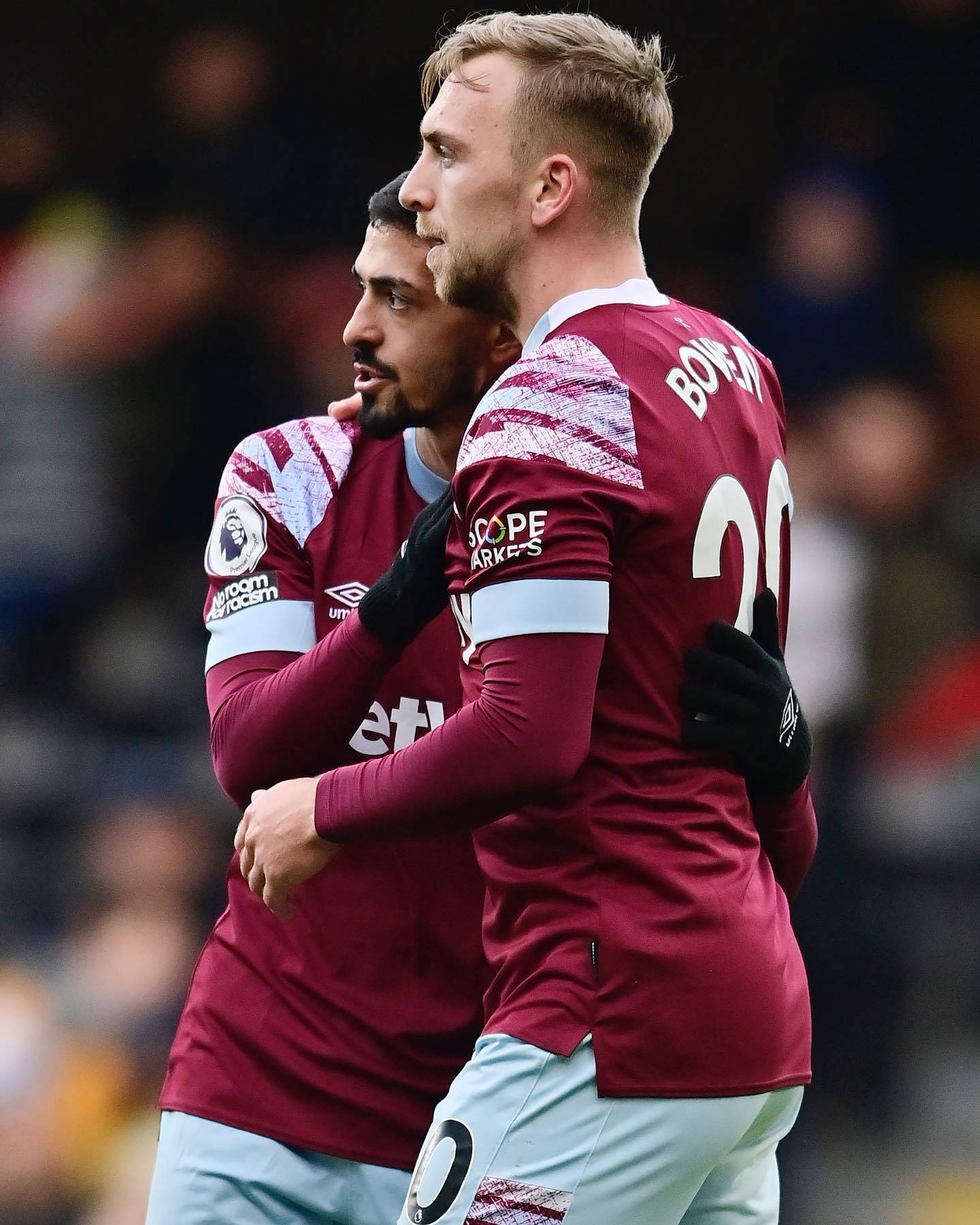 Manuel Lanzini And Jarrod Bowen Background