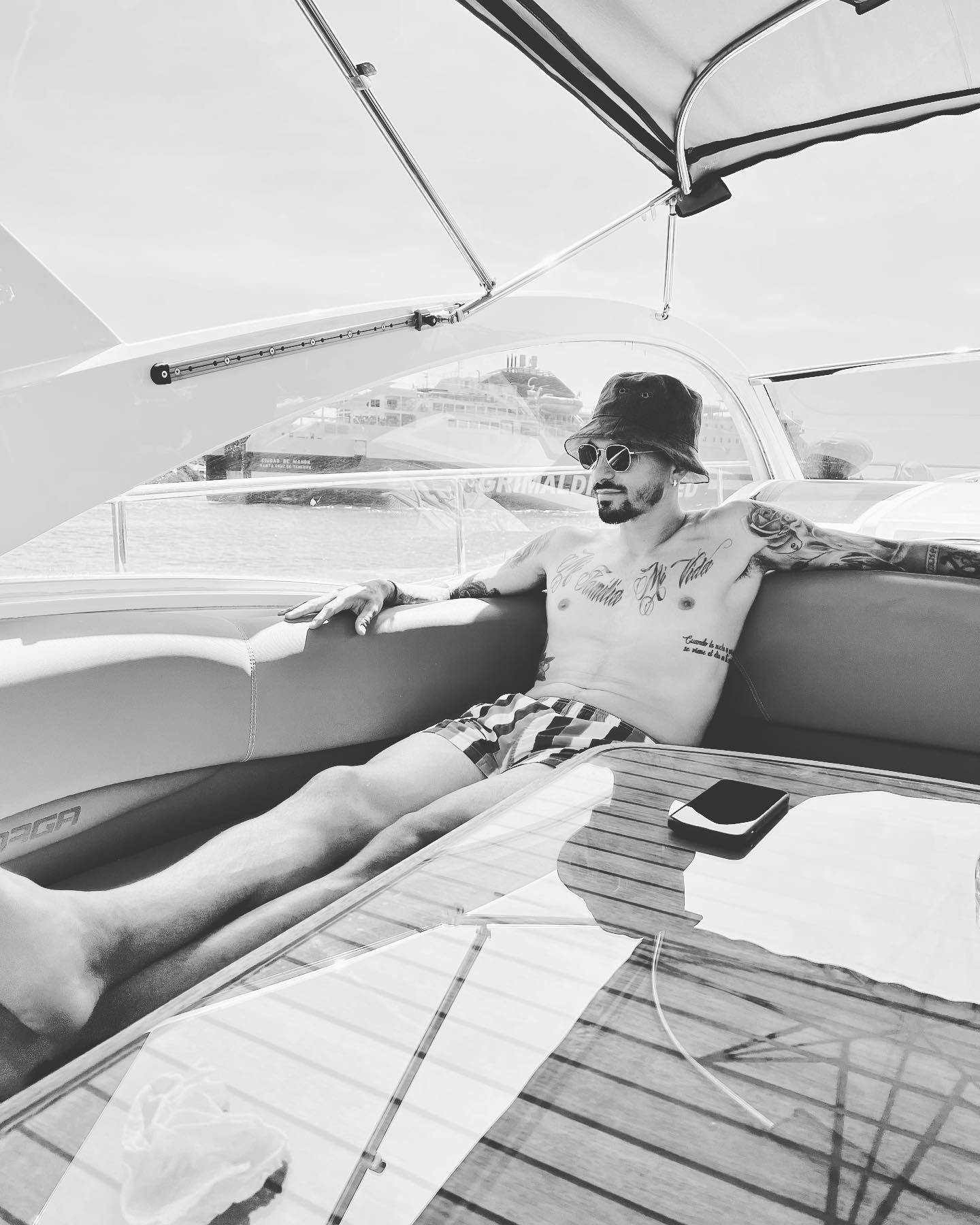 Manuel Lanzini On Yacht Greyscale Background