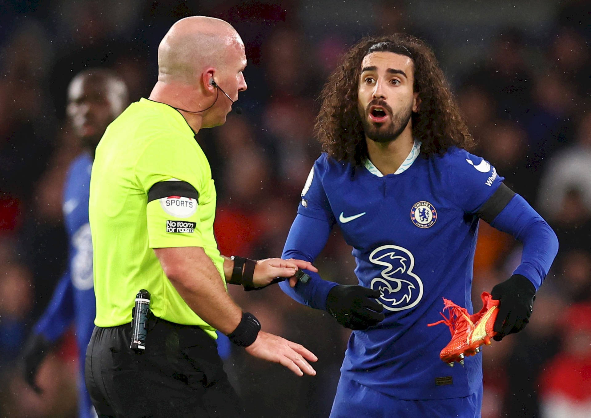 Marc Cucurella Referee Argue Background