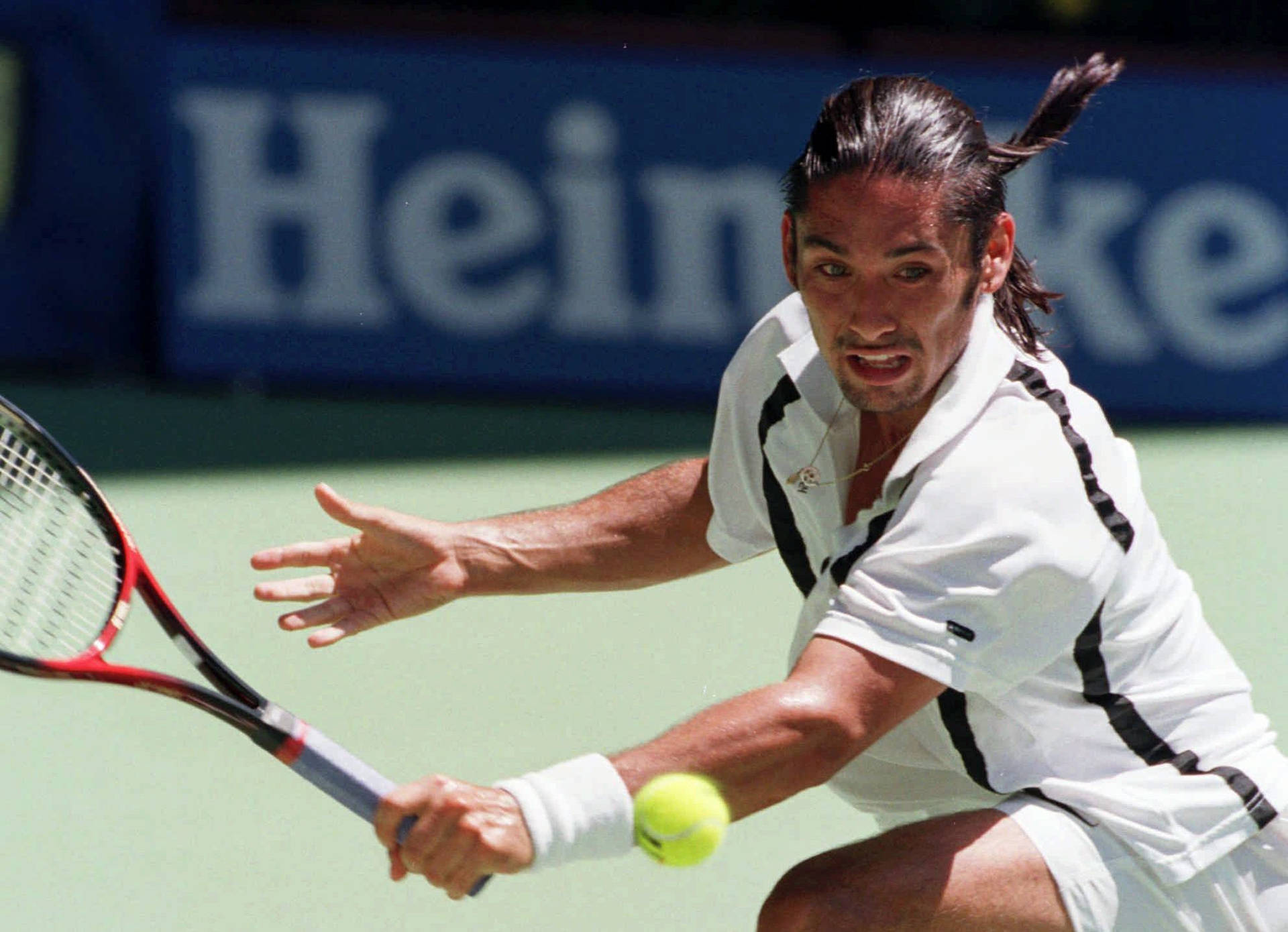 Marcelo Rios, One Of The Finest Tennis Players In Action Background