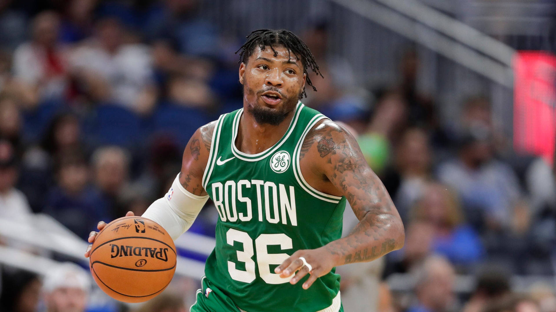 Marcus Smart Maintains Their Score Background