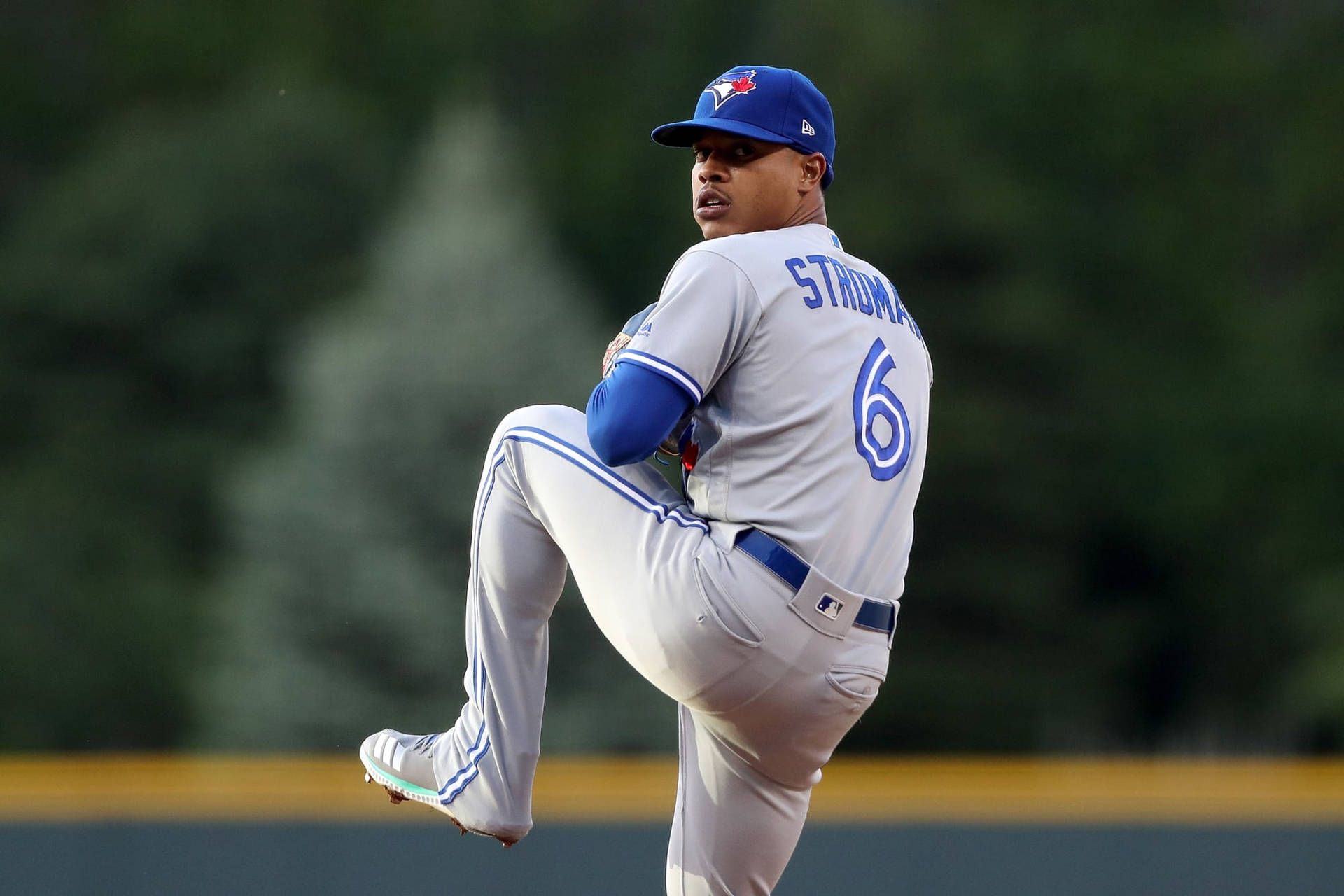 Marcus Stroman With Leg Up Background