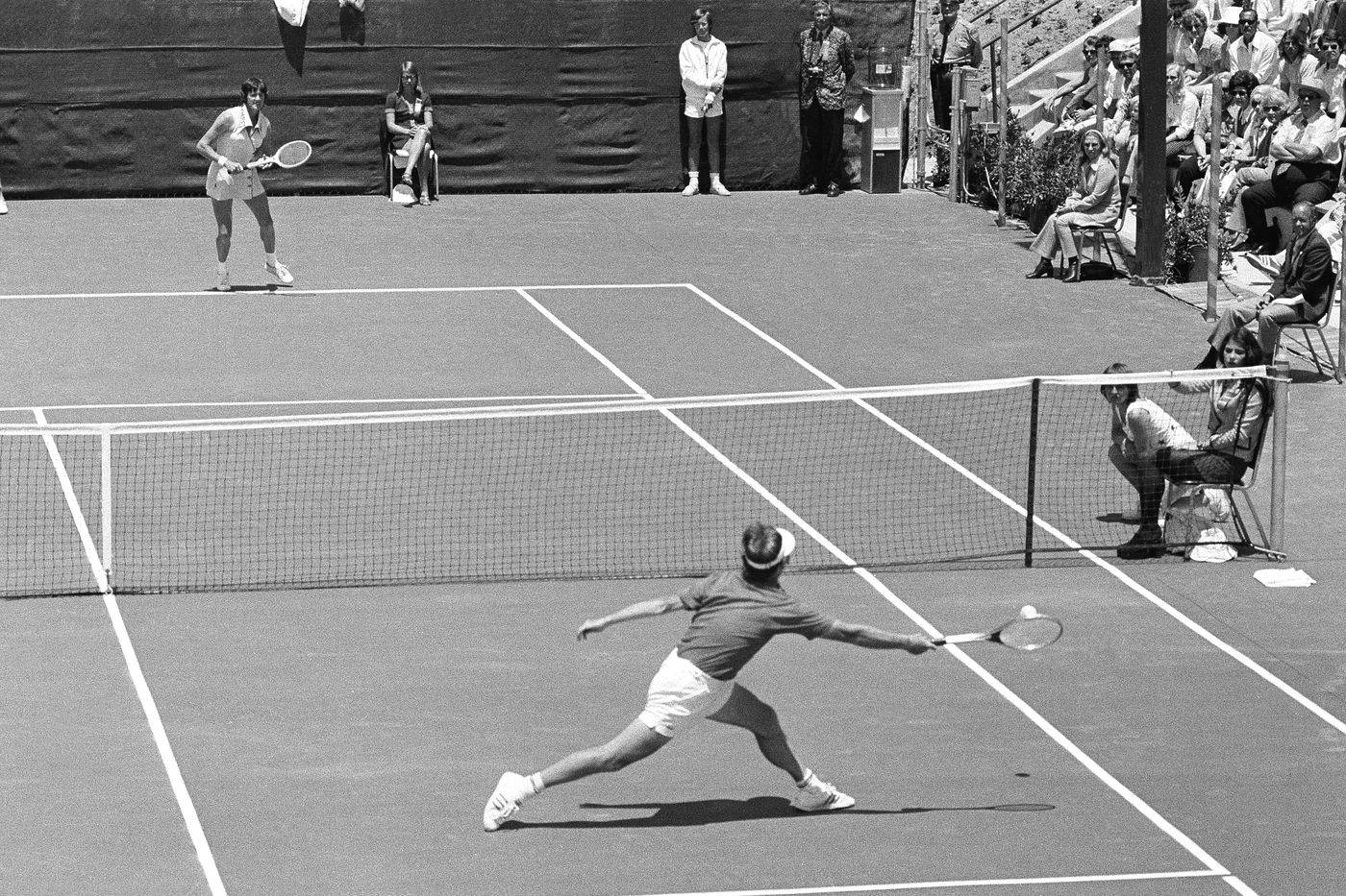 Margaret Court Against Bobby Riggs Background