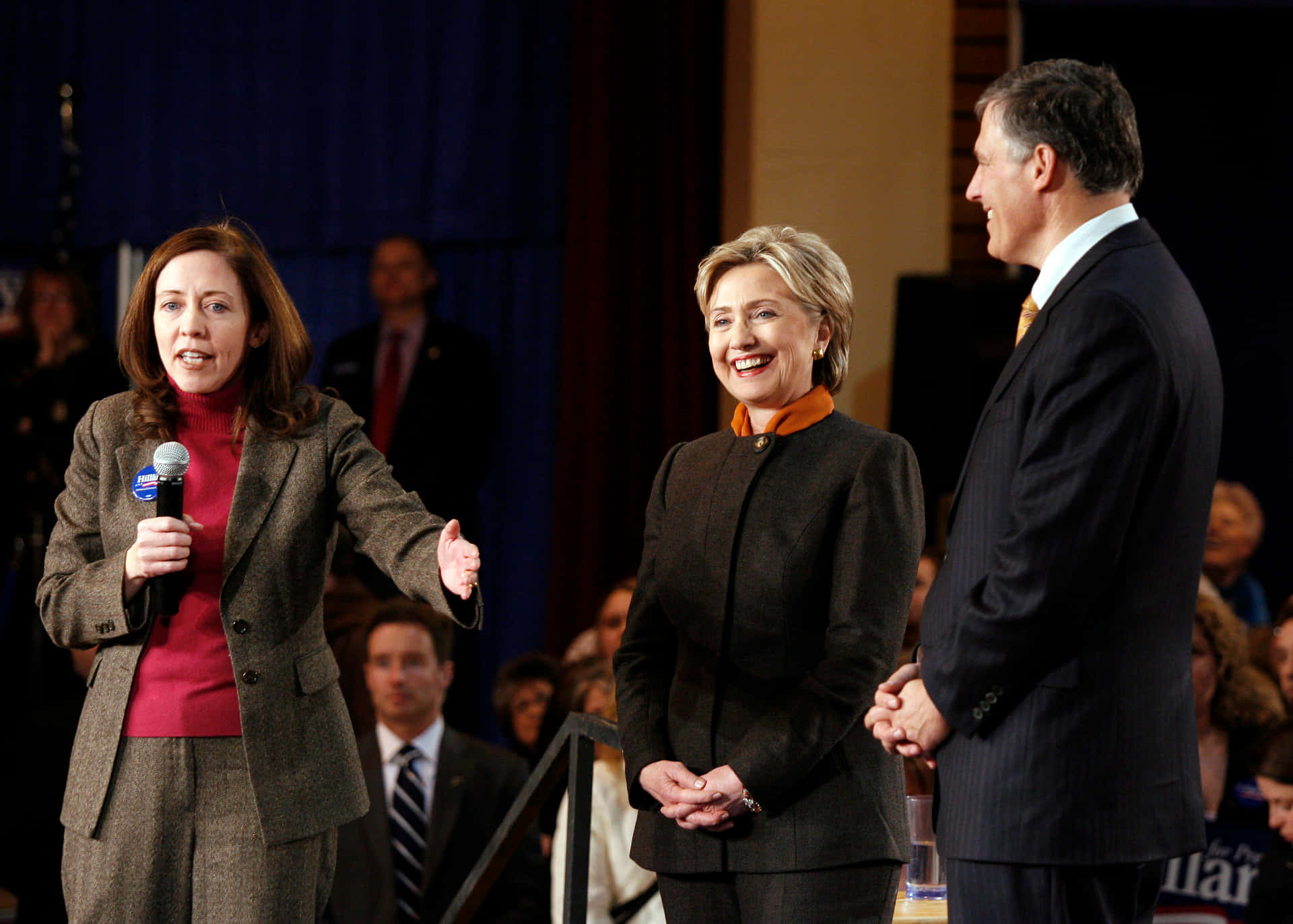 Maria Cantwell And Hilary Clinton Background