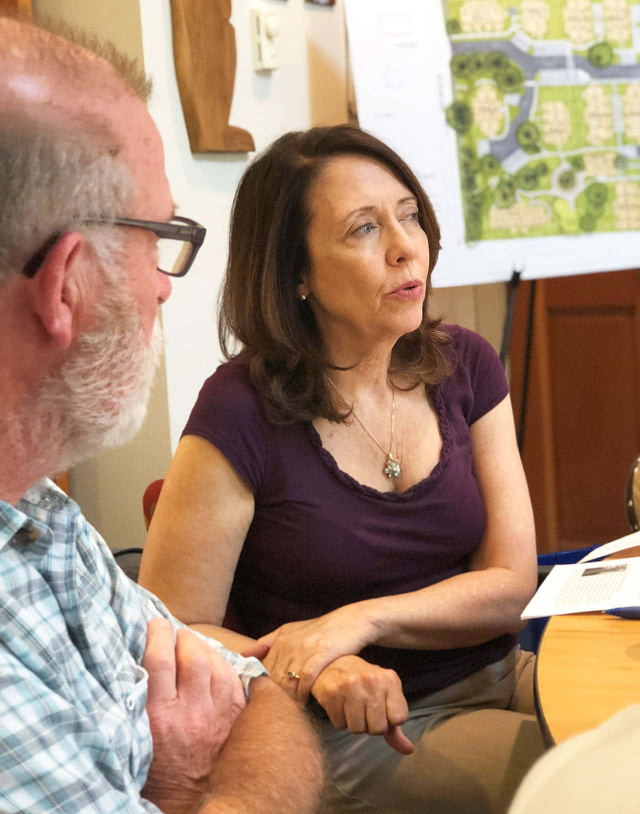 Maria Cantwell Hand On Wrist Background
