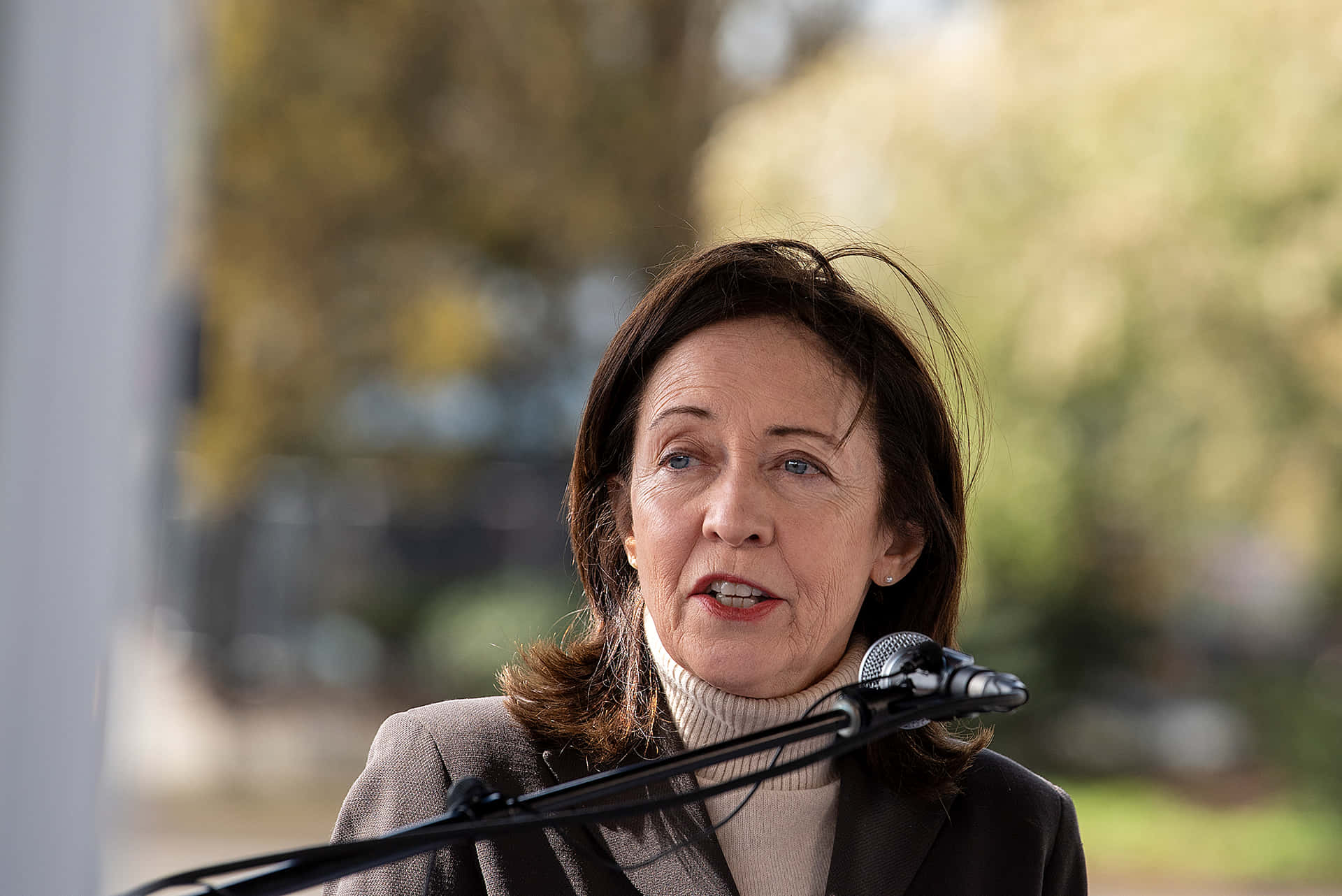 Maria Cantwell, U.s. Senator From Washington State, Addresses The Virtual Press Conference Background