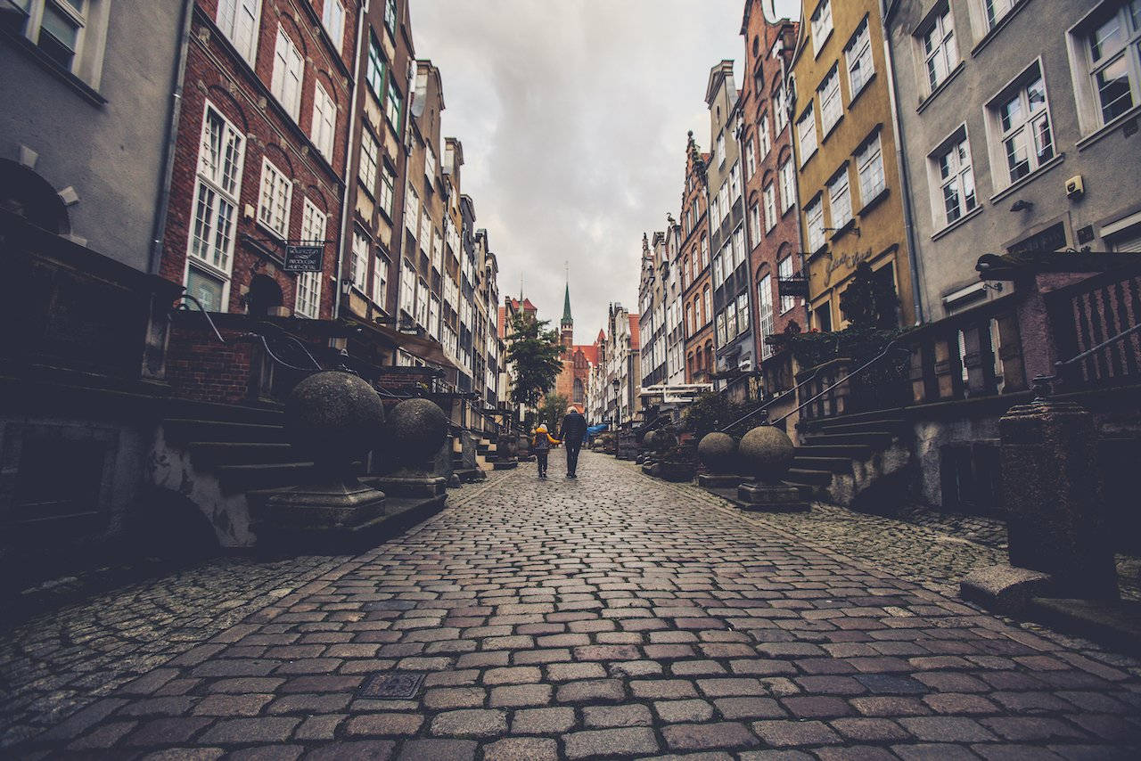 Mariacka Street Near The Crooked House Background