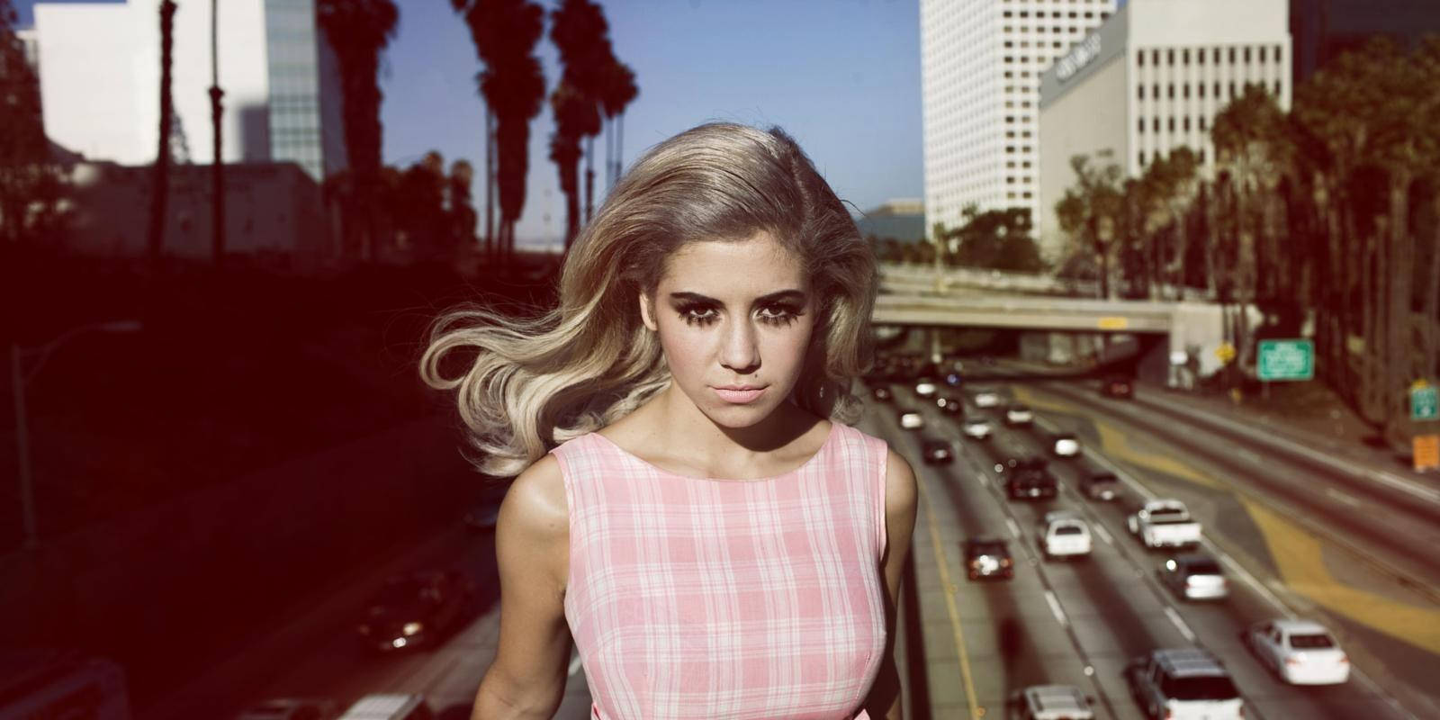 Marina And The Diamonds City Background