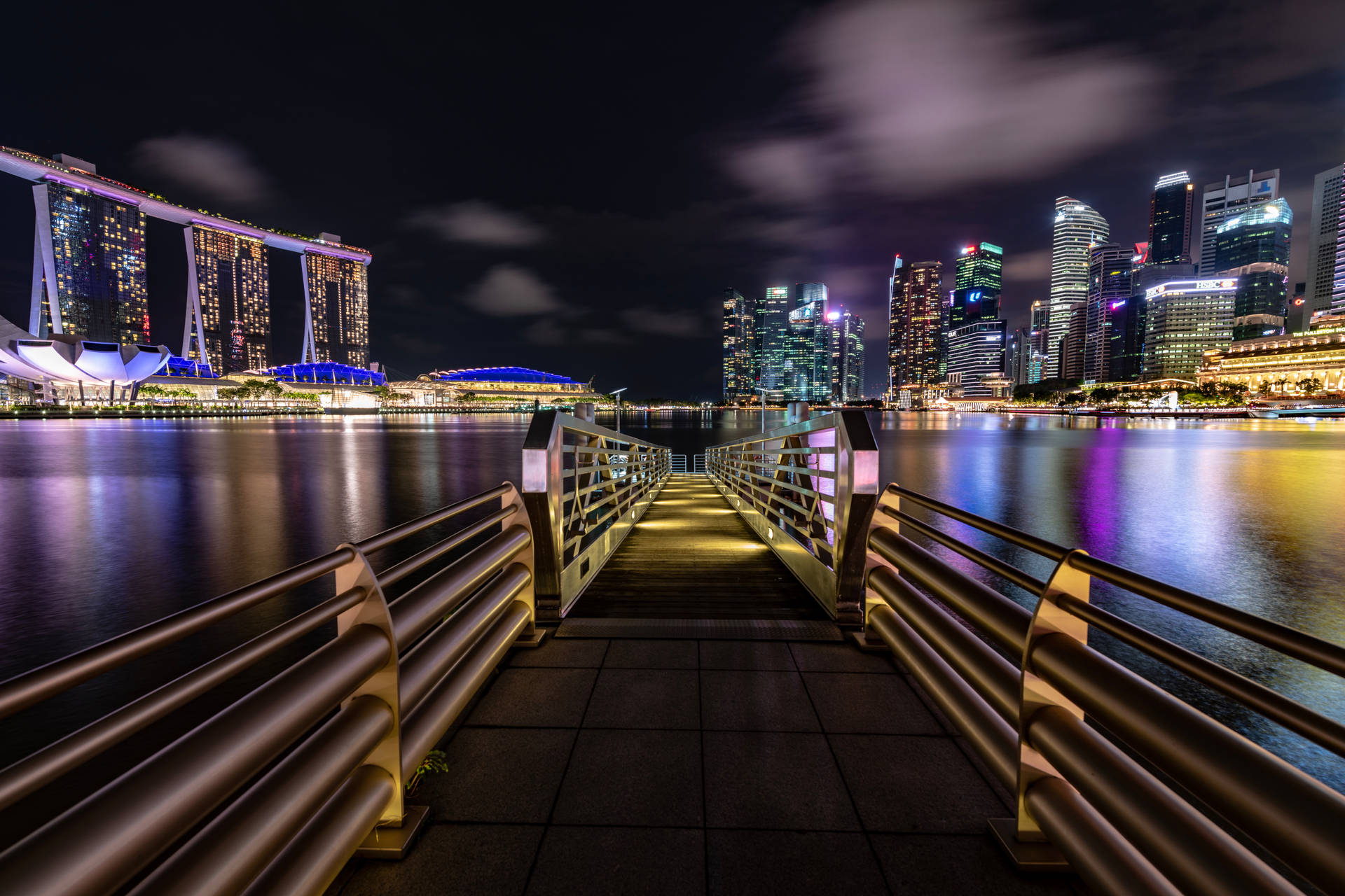 Marina Bay Sands Downward Ramp Background