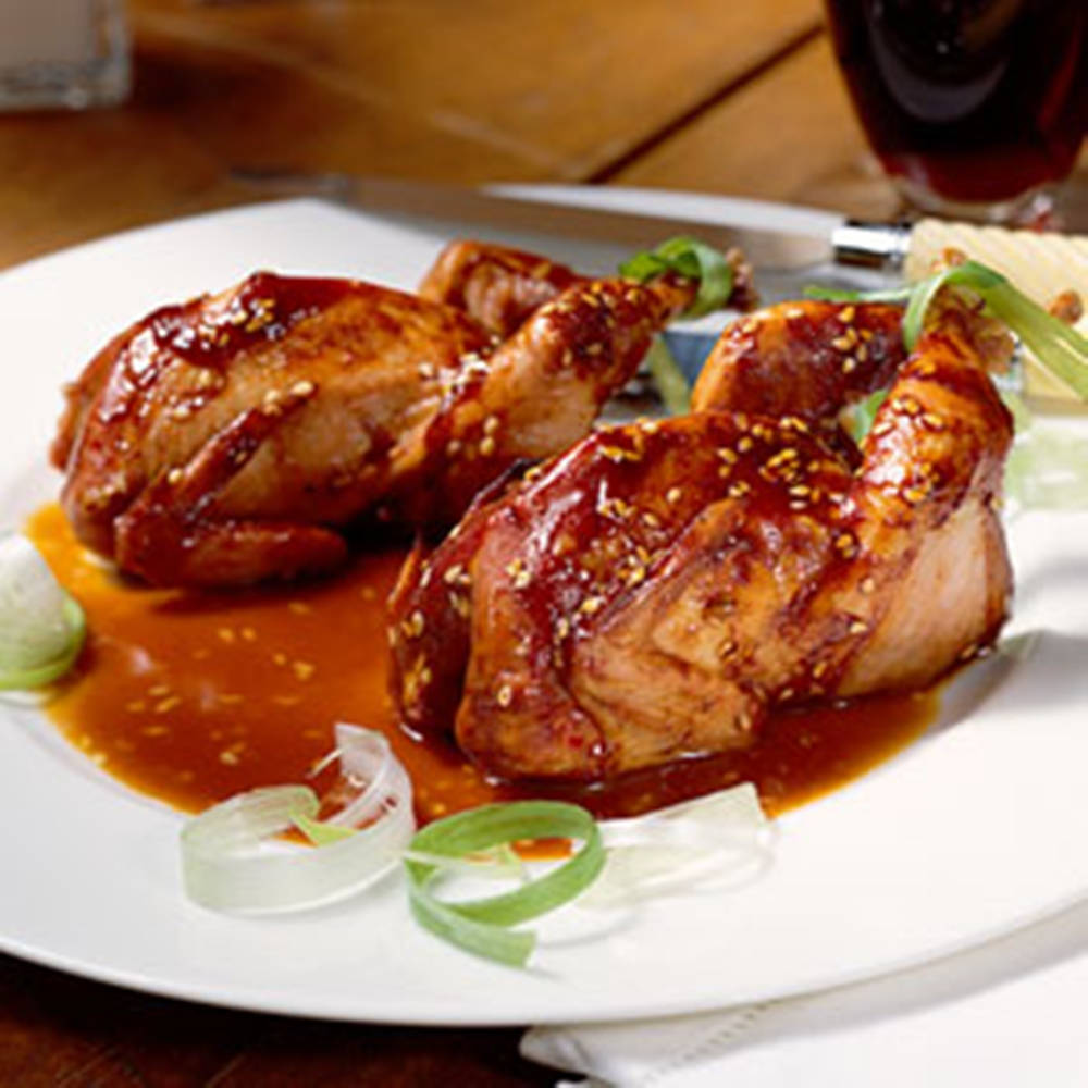 Marinated Grilled Quail With Red Sauce