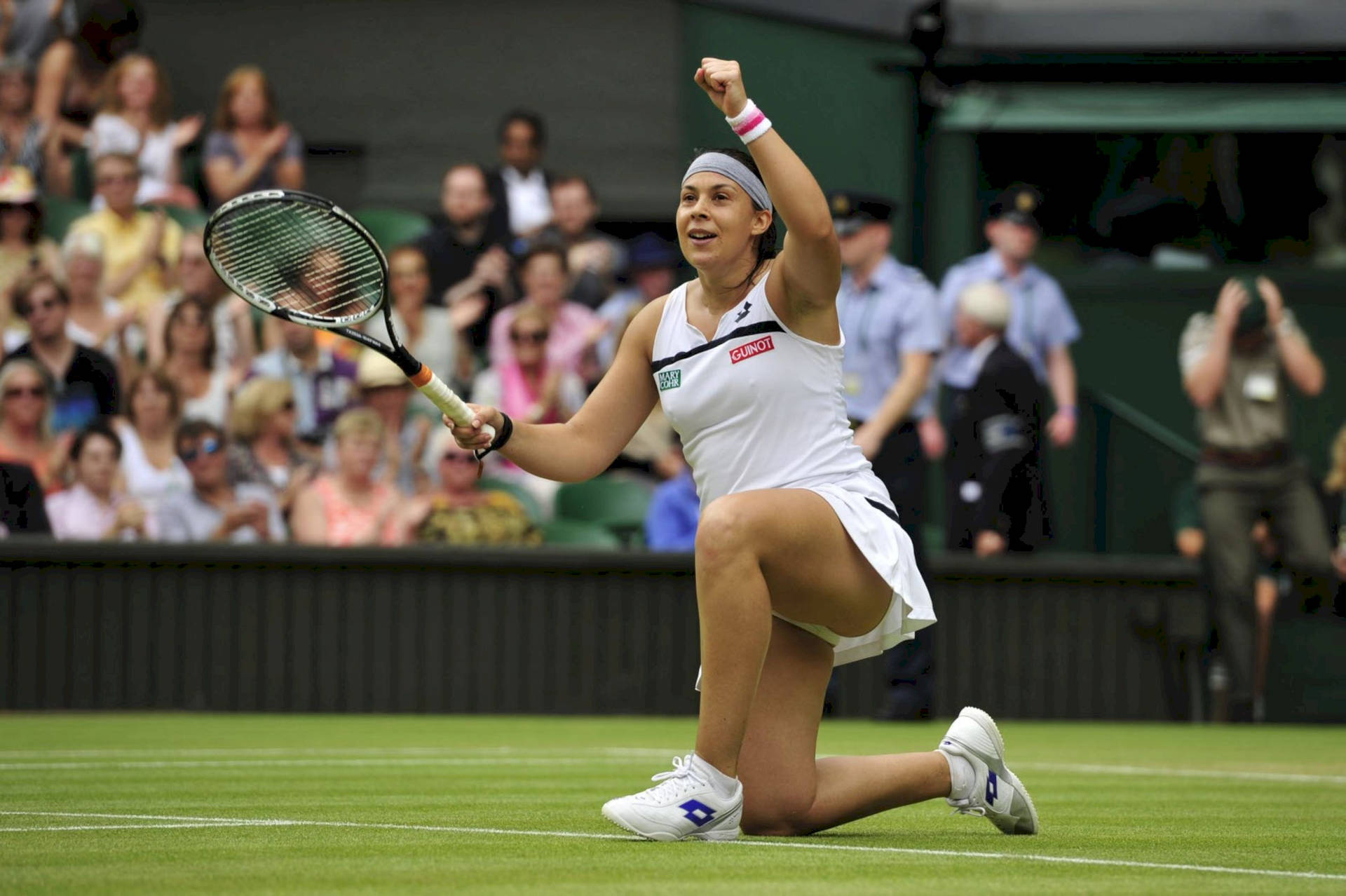 Marion Bartoli Celebrating Victory On Court