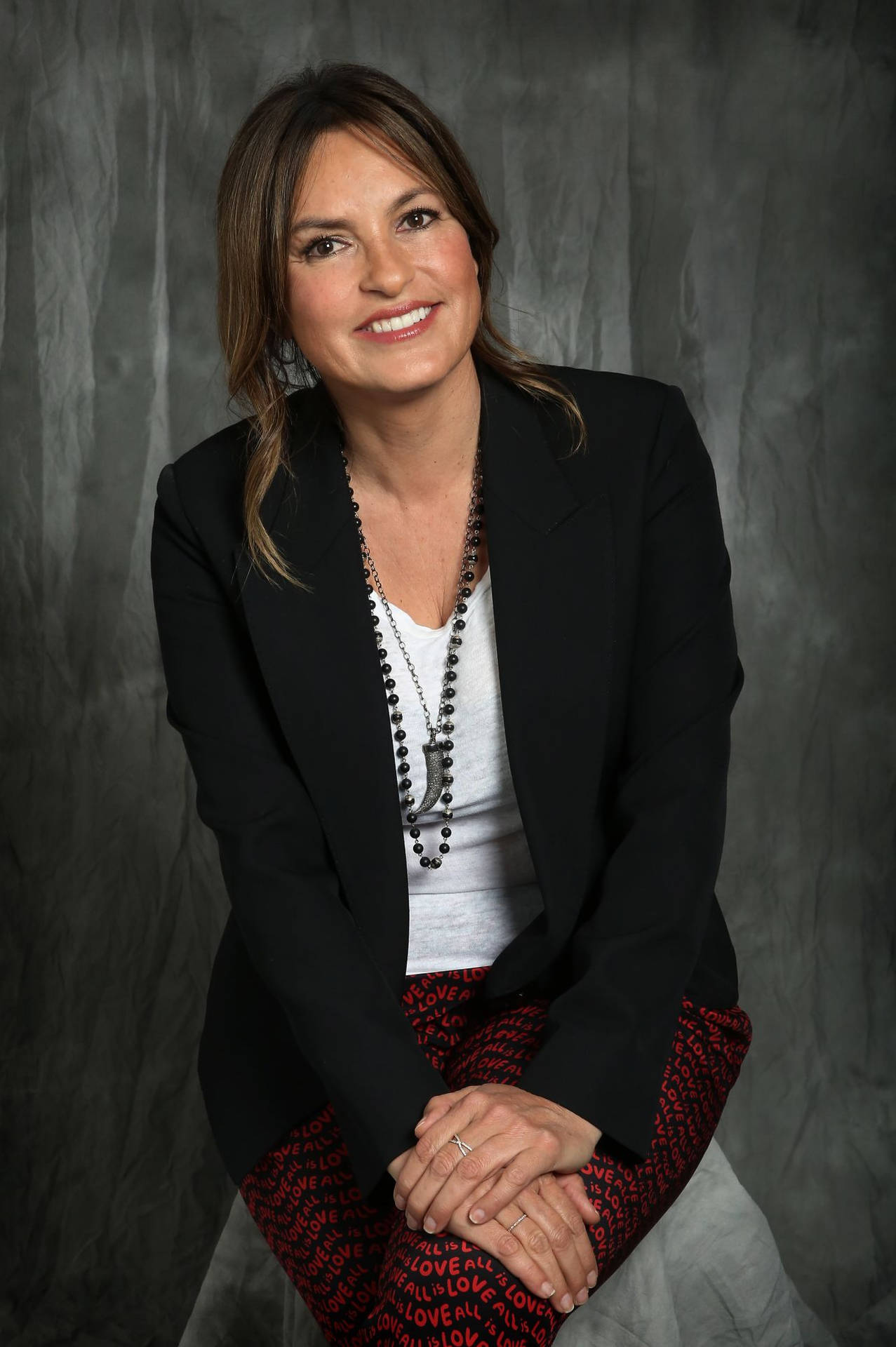 Mariska Hargitay Pose Times Up Portrait Background