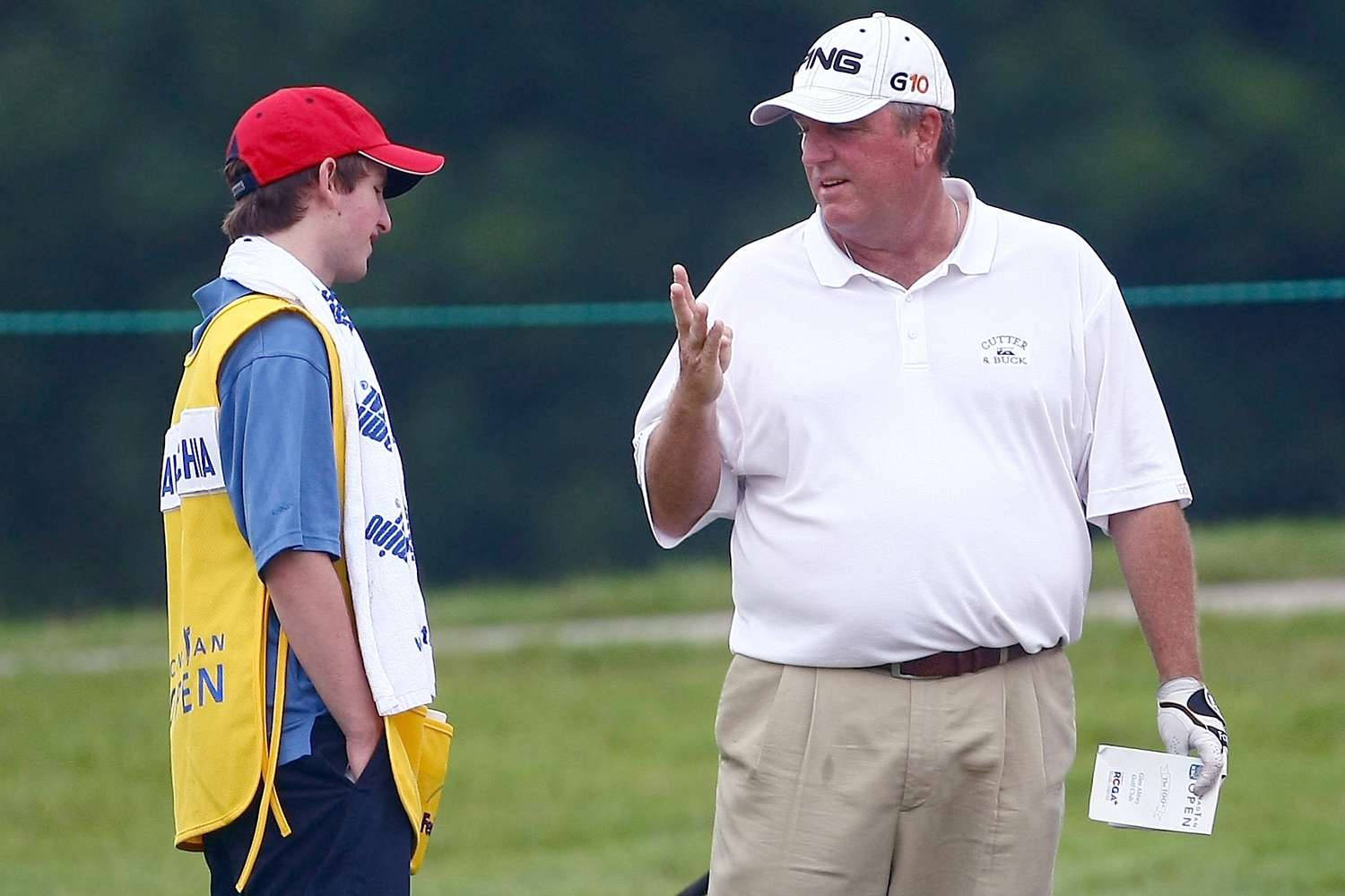 Mark Calcavecchia And His Son Eric Background