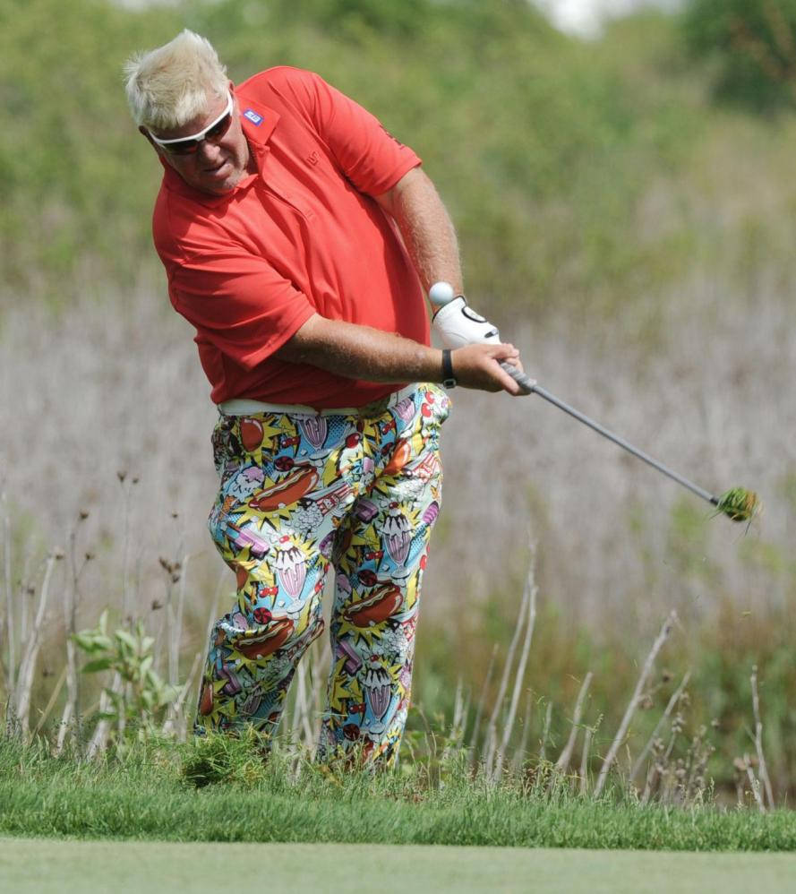 Mark Calcavecchia In Colorful Pants Background