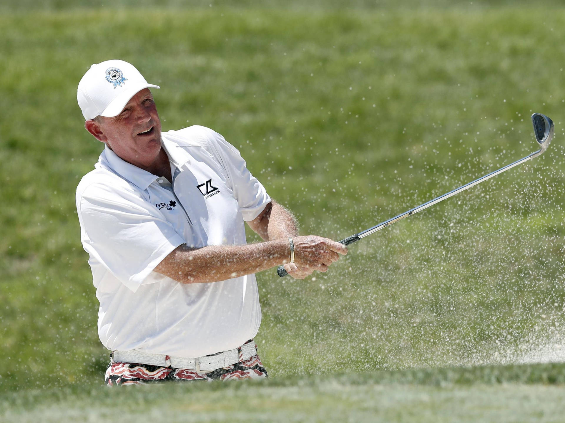 Mark Calcavecchia Powerful Swing Background