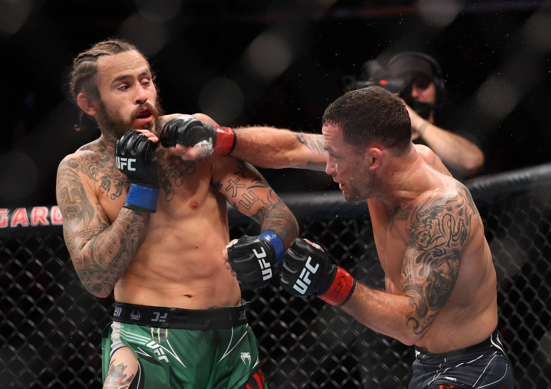 Marlon Vera Evade Punch Background