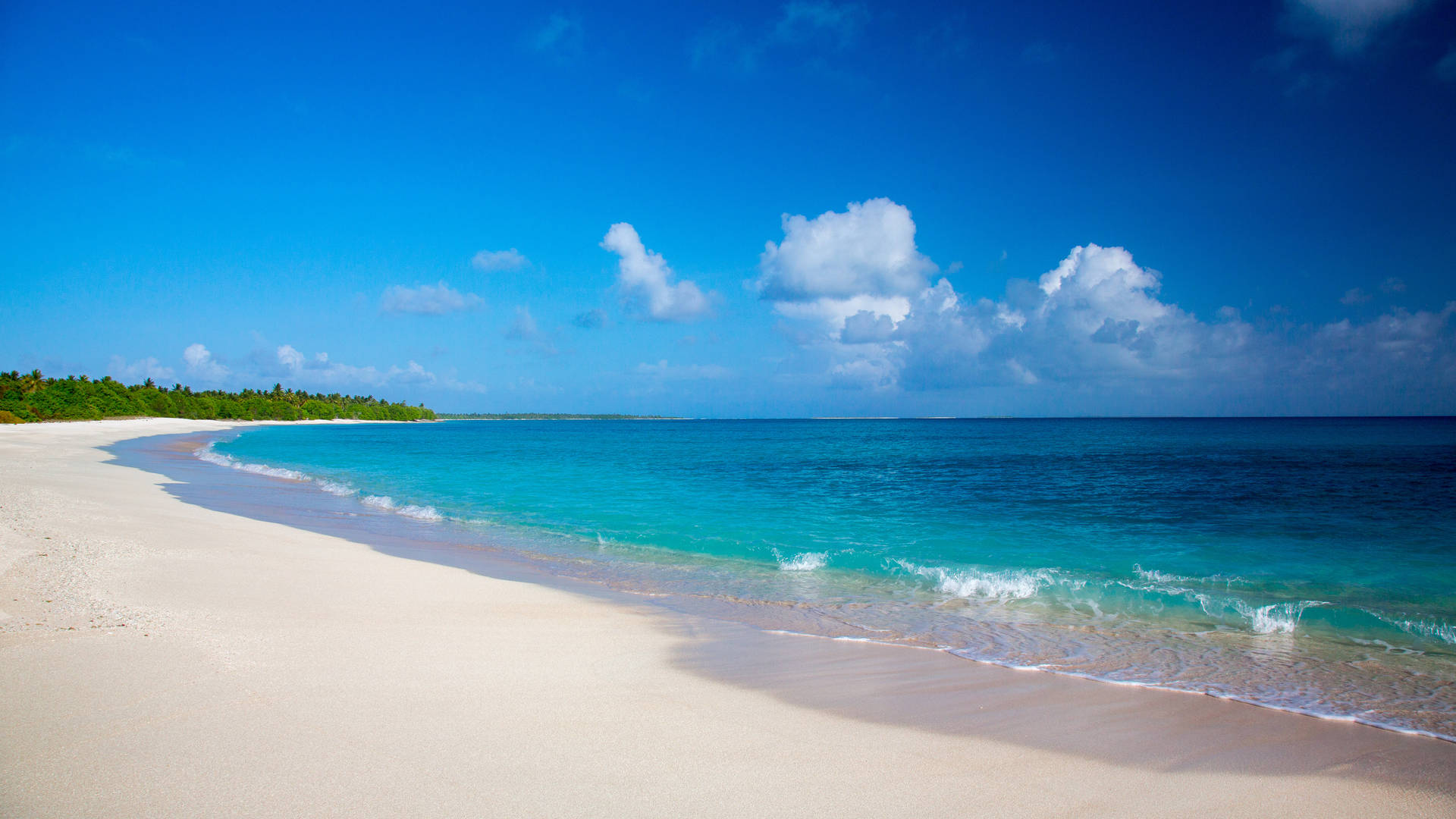 Marshall Islands Sea Waves Background