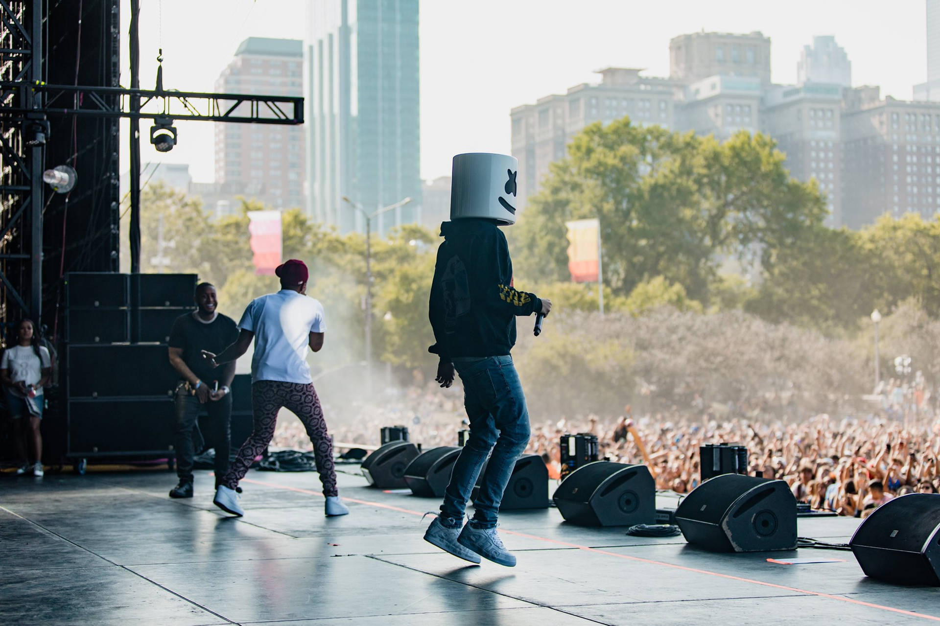 Marshmello Lights Up The Stage At Lollapalooza Background