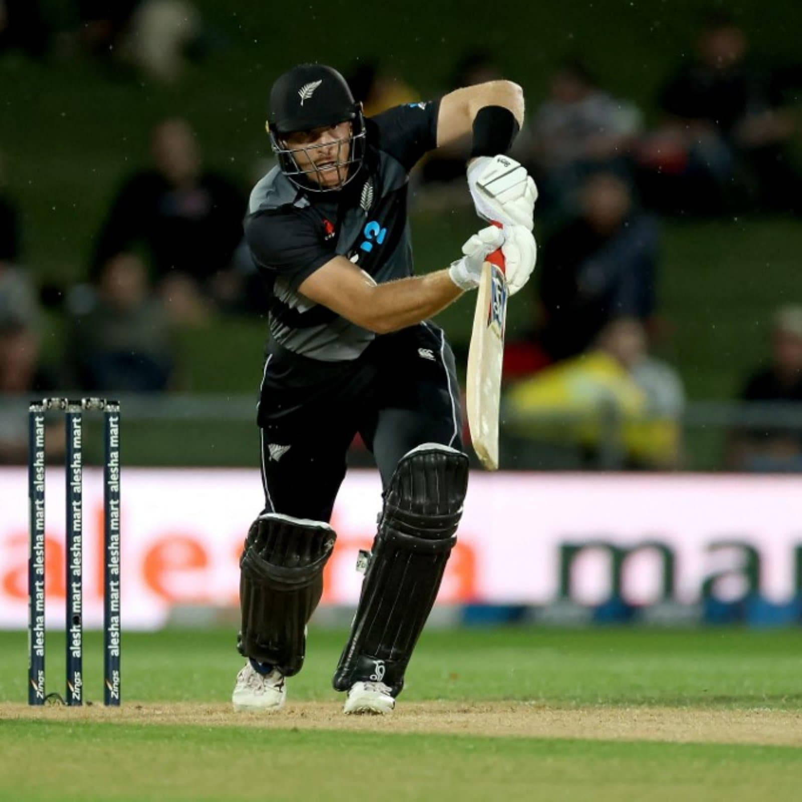 Martin Guptill Power Hit In New Zealand Cricket Match