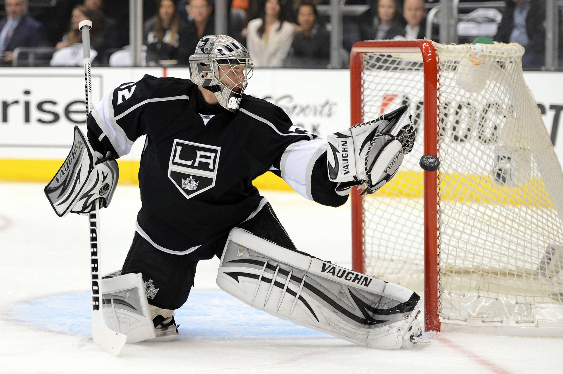 Martin Jones Los Angeles Kings Background