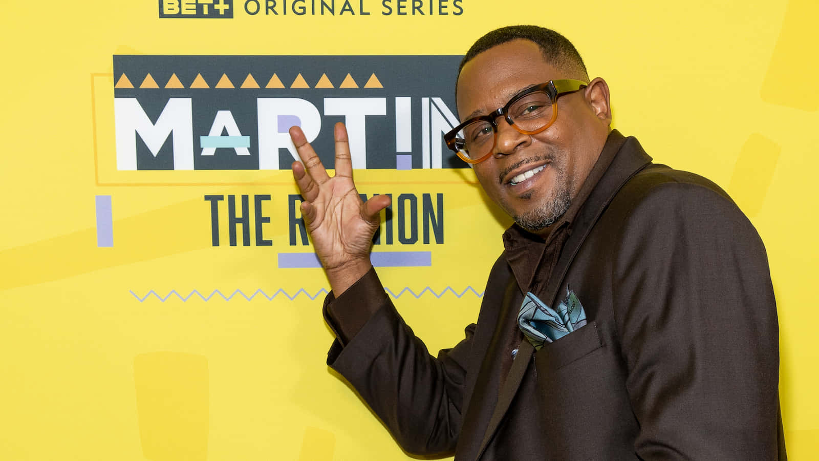 Martin Lawrence Background