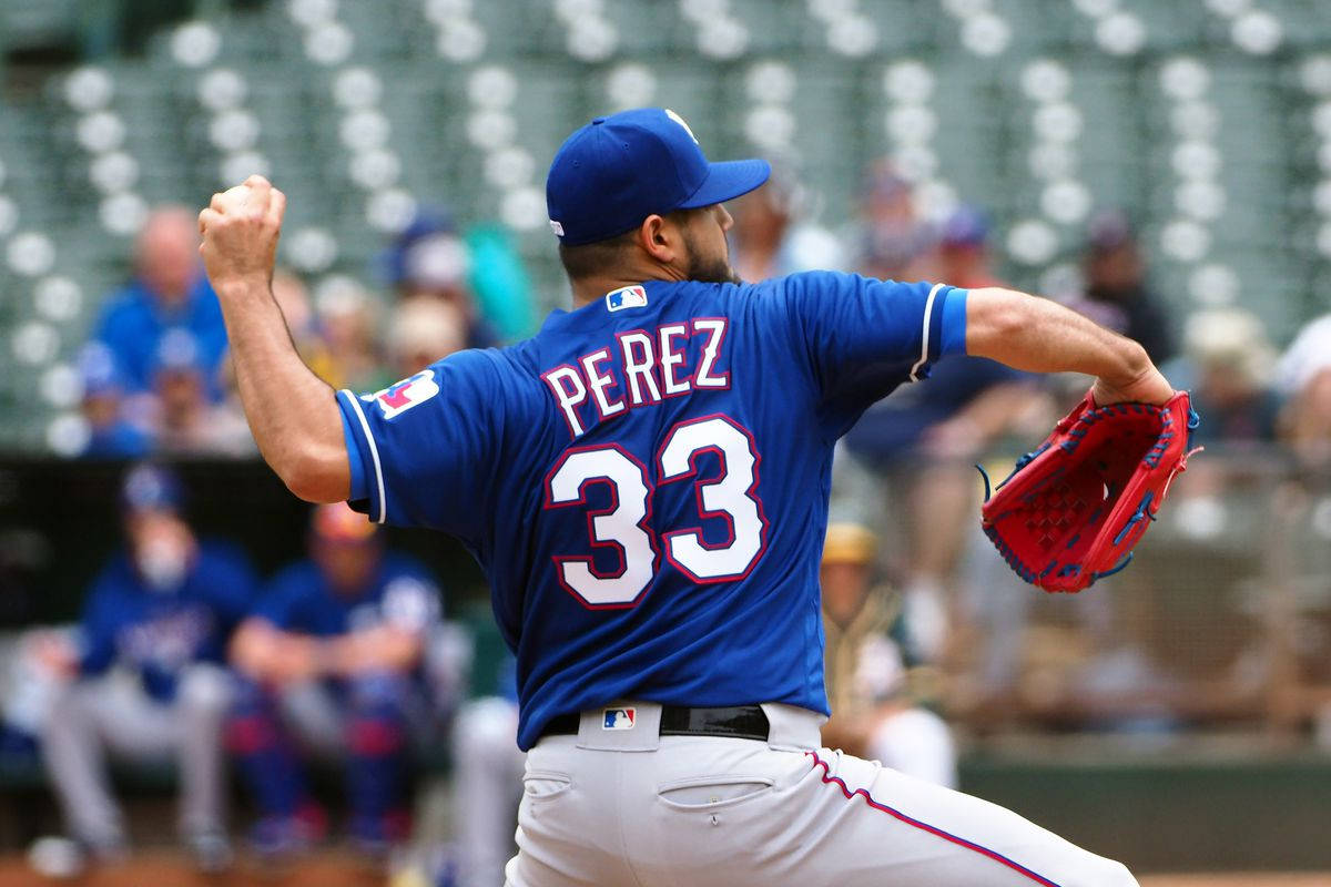 Martin Perez 33 Jersey Background