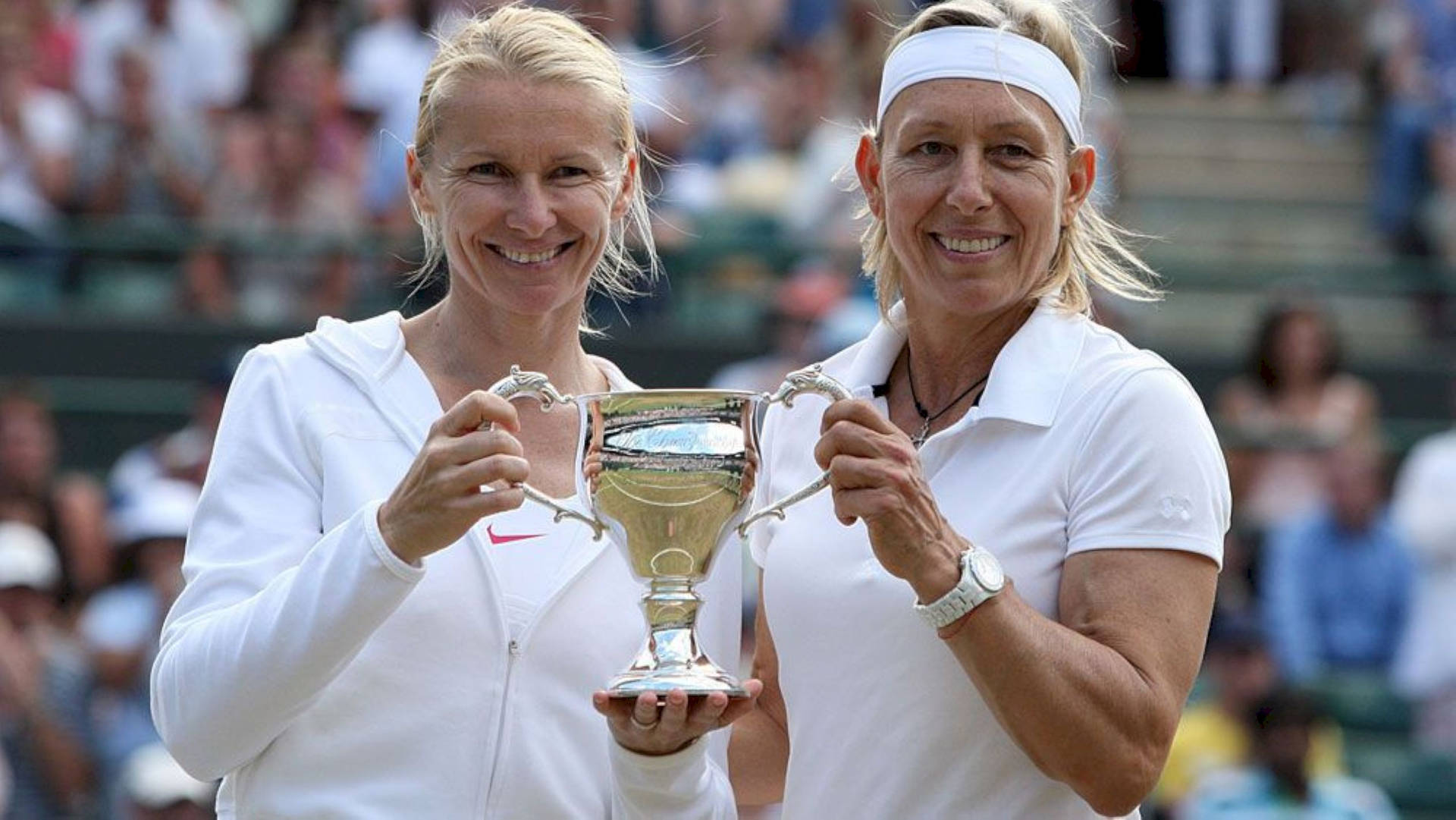 Martina Navratilova Jana Novotna Holding Trophy Background