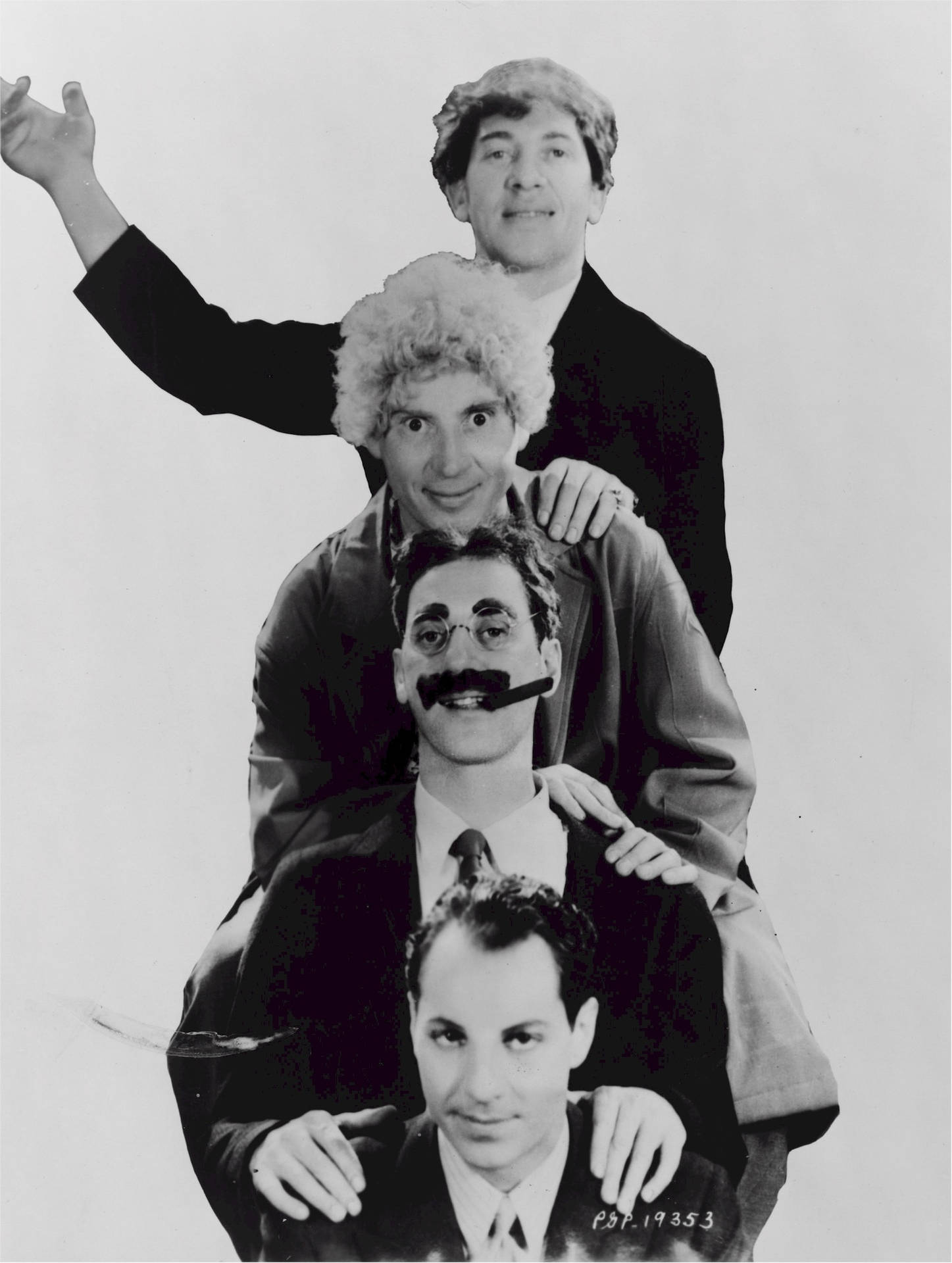 Marx Brothers Standing In A Line Background