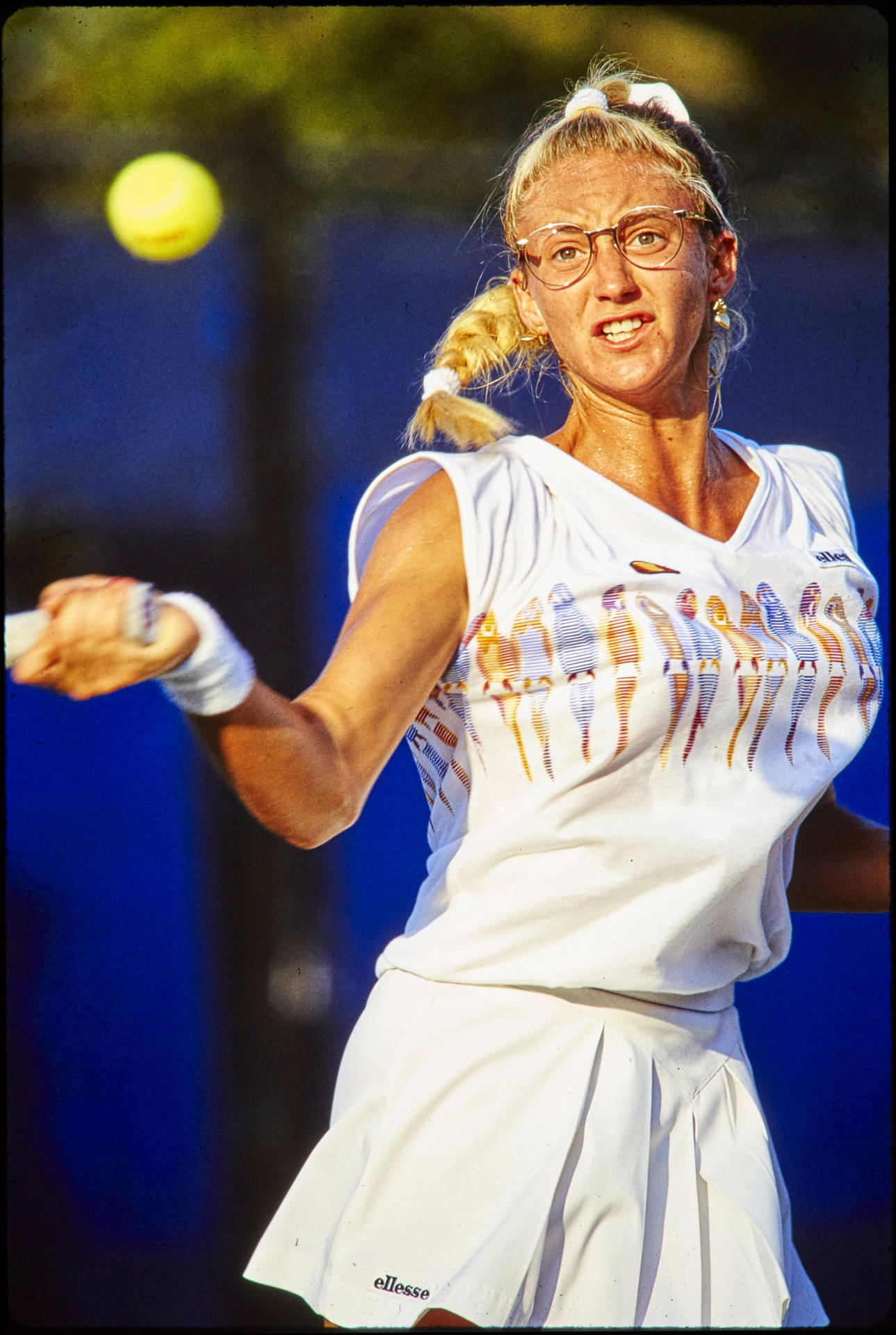 Mary Pierce Tennis Forehand Background