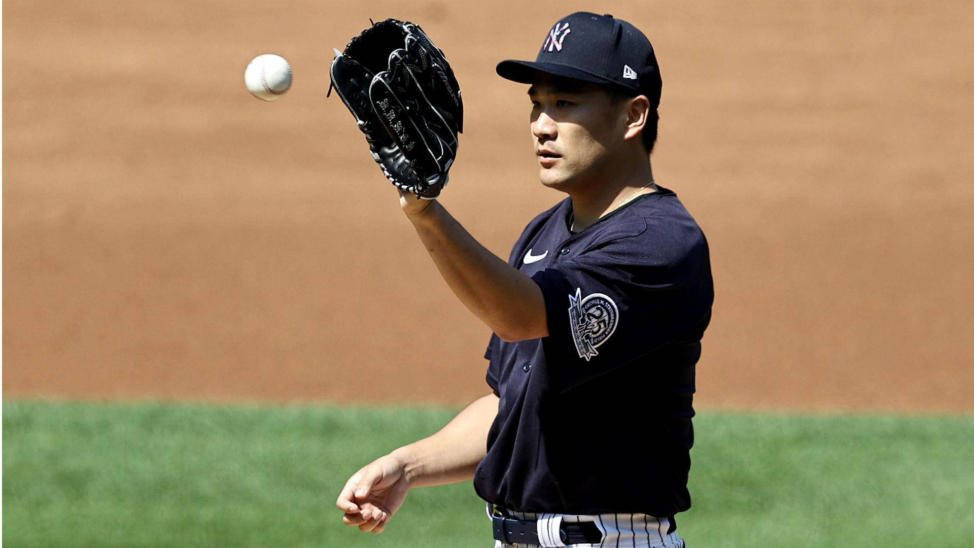 Masahiro Tanaka Catching Ball Background