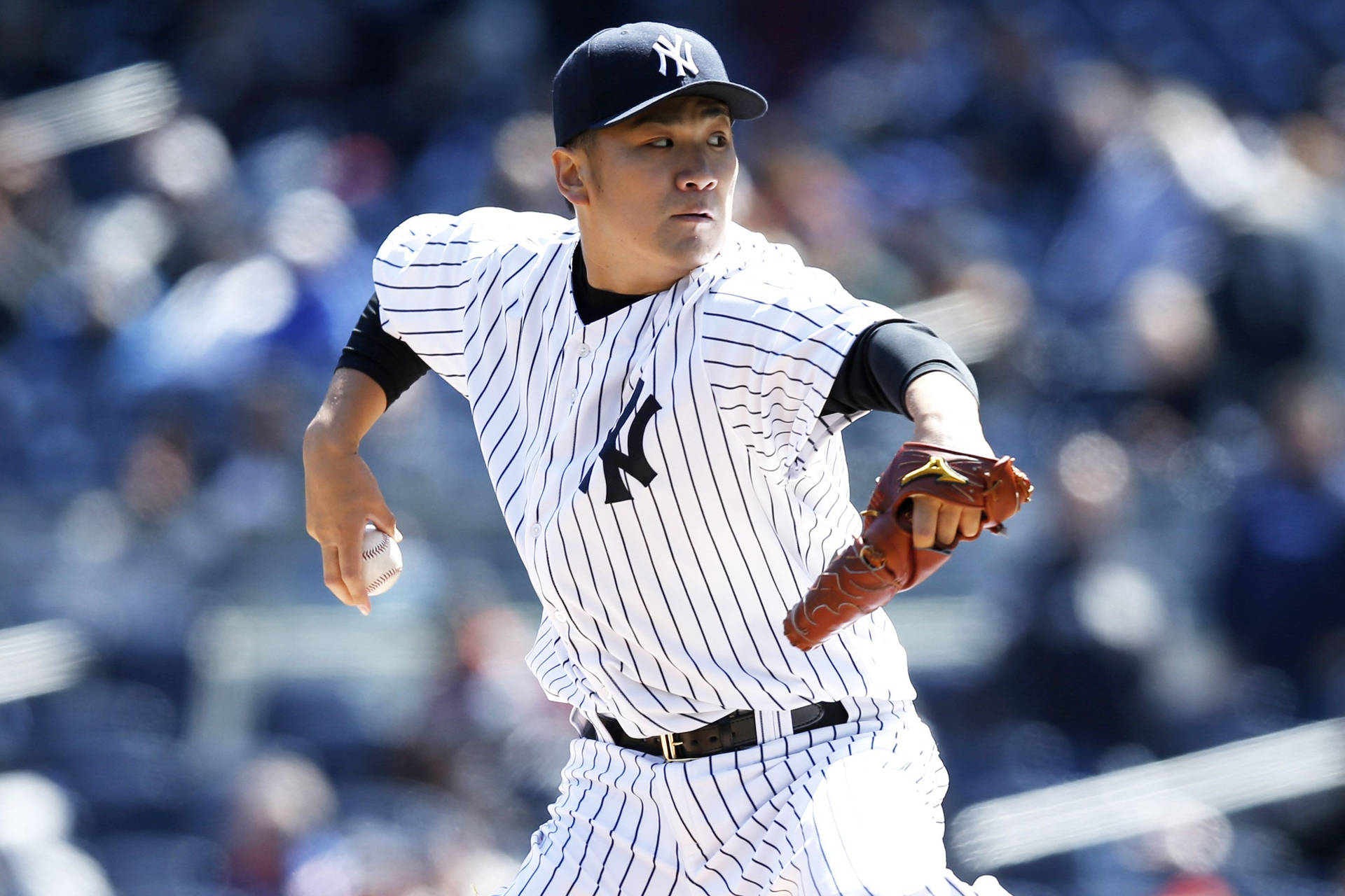 Masahiro Tanaka Throwing Posture Background