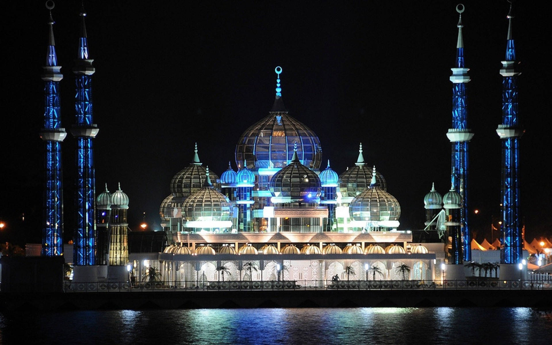 Masjid Kristal Malaysia Background