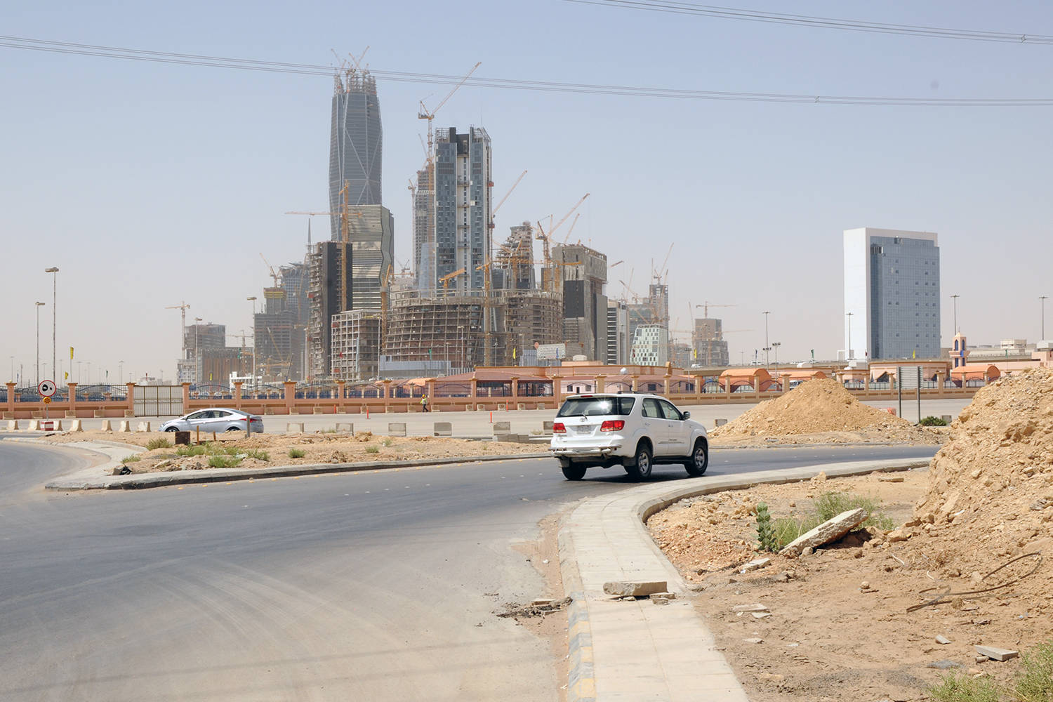 Mass Construction In Riyadh Background