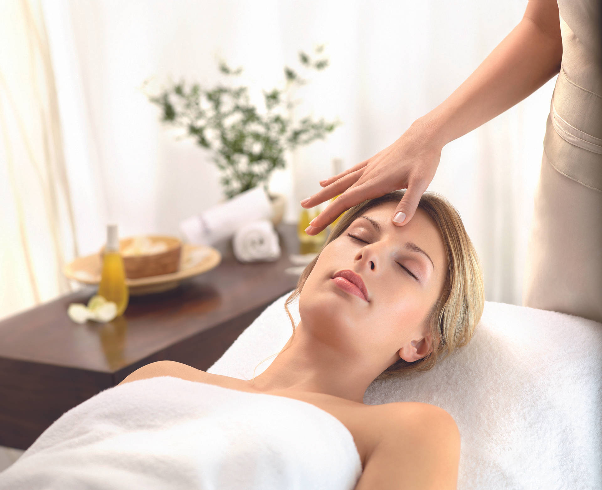 Massage In A Beauty Salon Background
