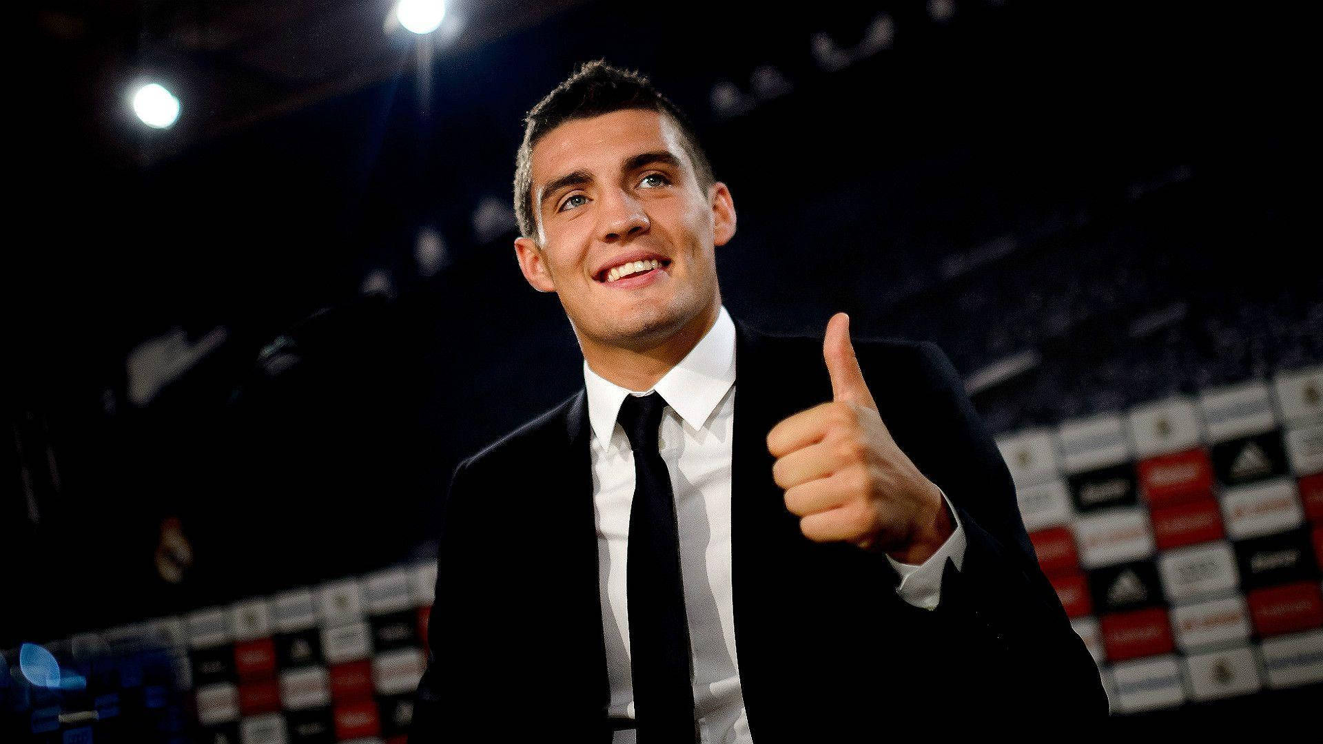 Mateo Kovacic Suit Up