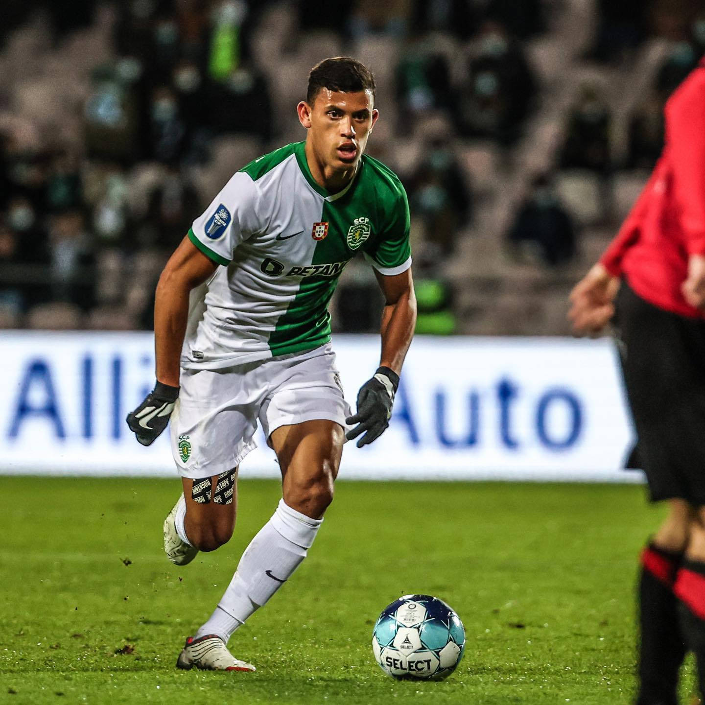 Matheus Nunes Green And White Jersey