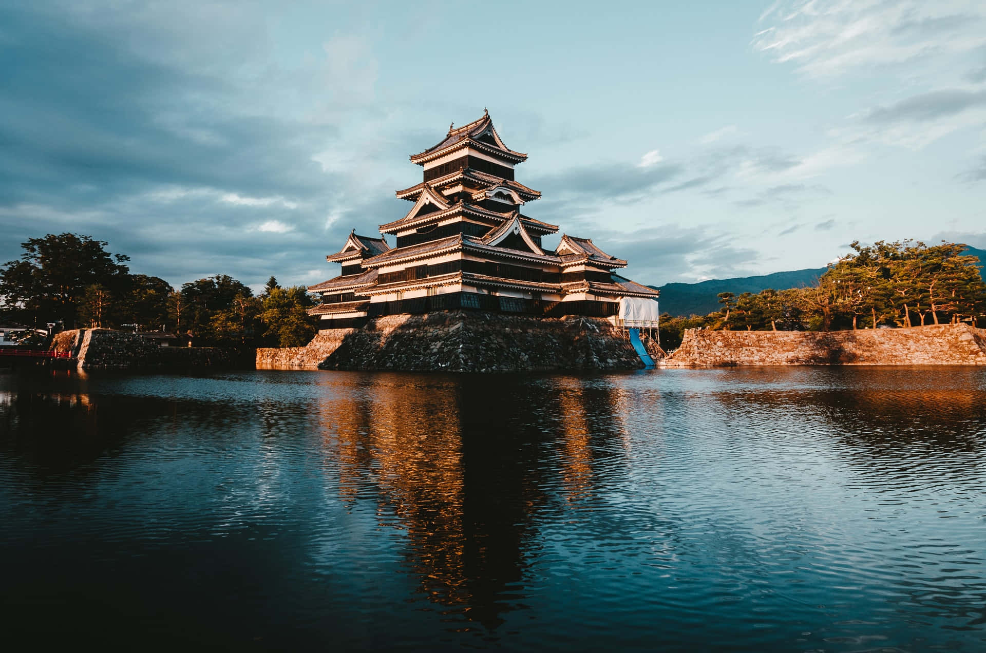 Matsumoto Castle During The Late Afternoon Background