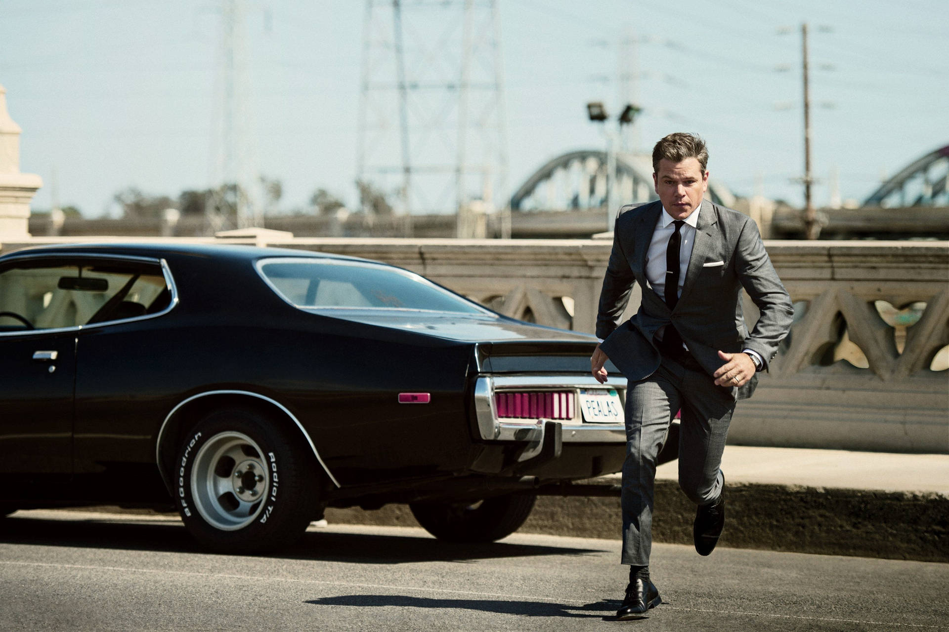 Matt Damon As Bourne In Suit