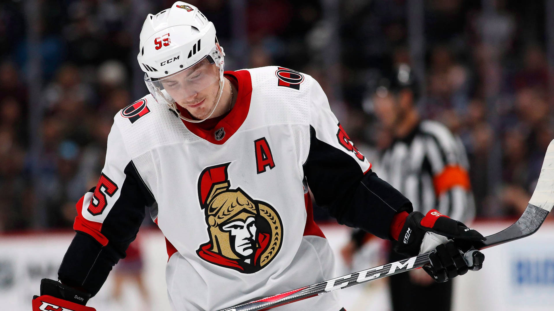 Matt Duchene In Action For Ottawa Senators Background