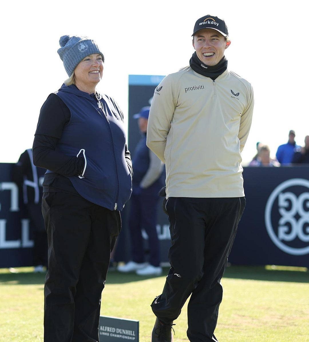 Matt Fitzpatrick With His Mother Background