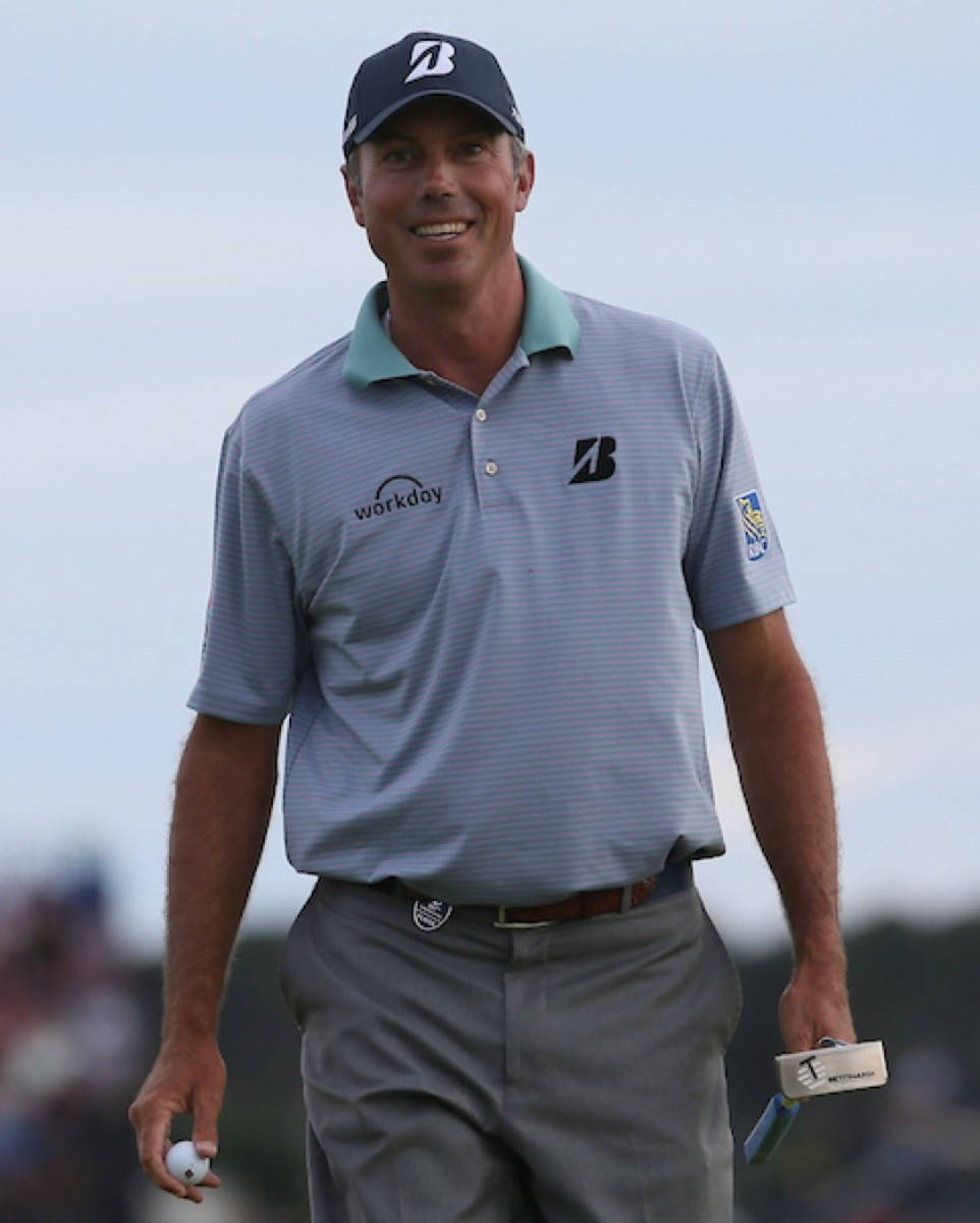 Matt Kuchar In Gray Shirt Phone Background