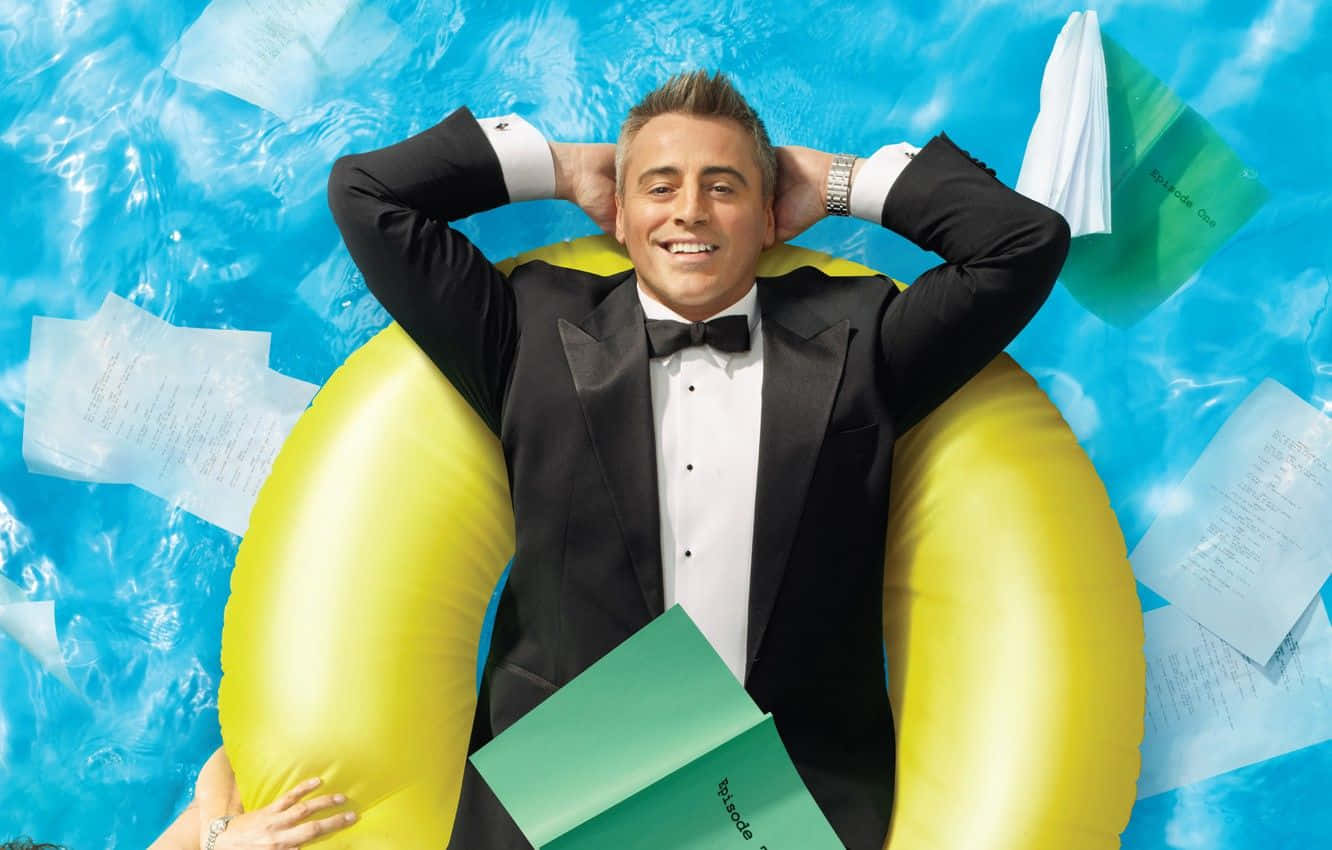 Matt Leblanc Stands In The Spotlight Background