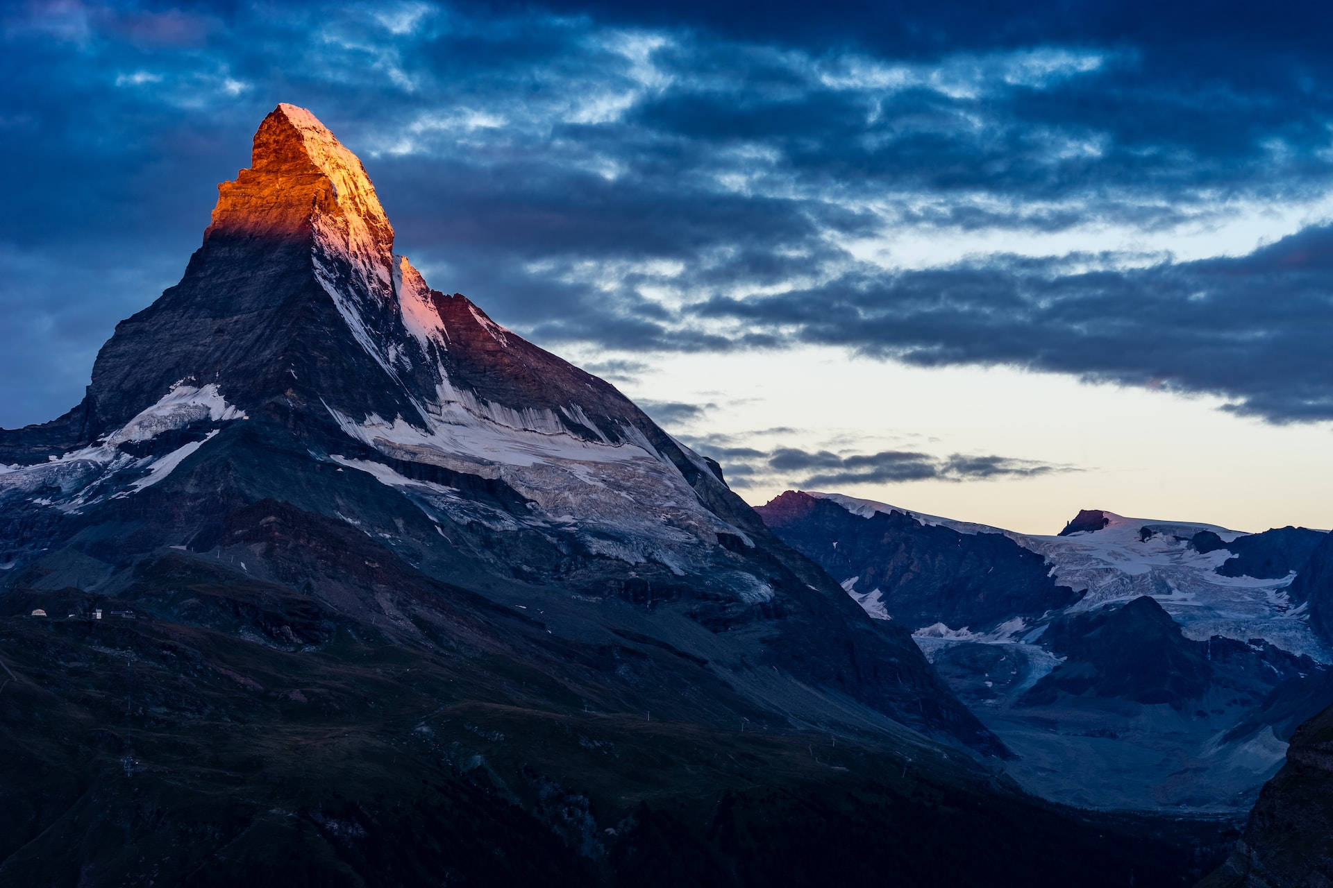 Matterhorn Mountain Macbook Background