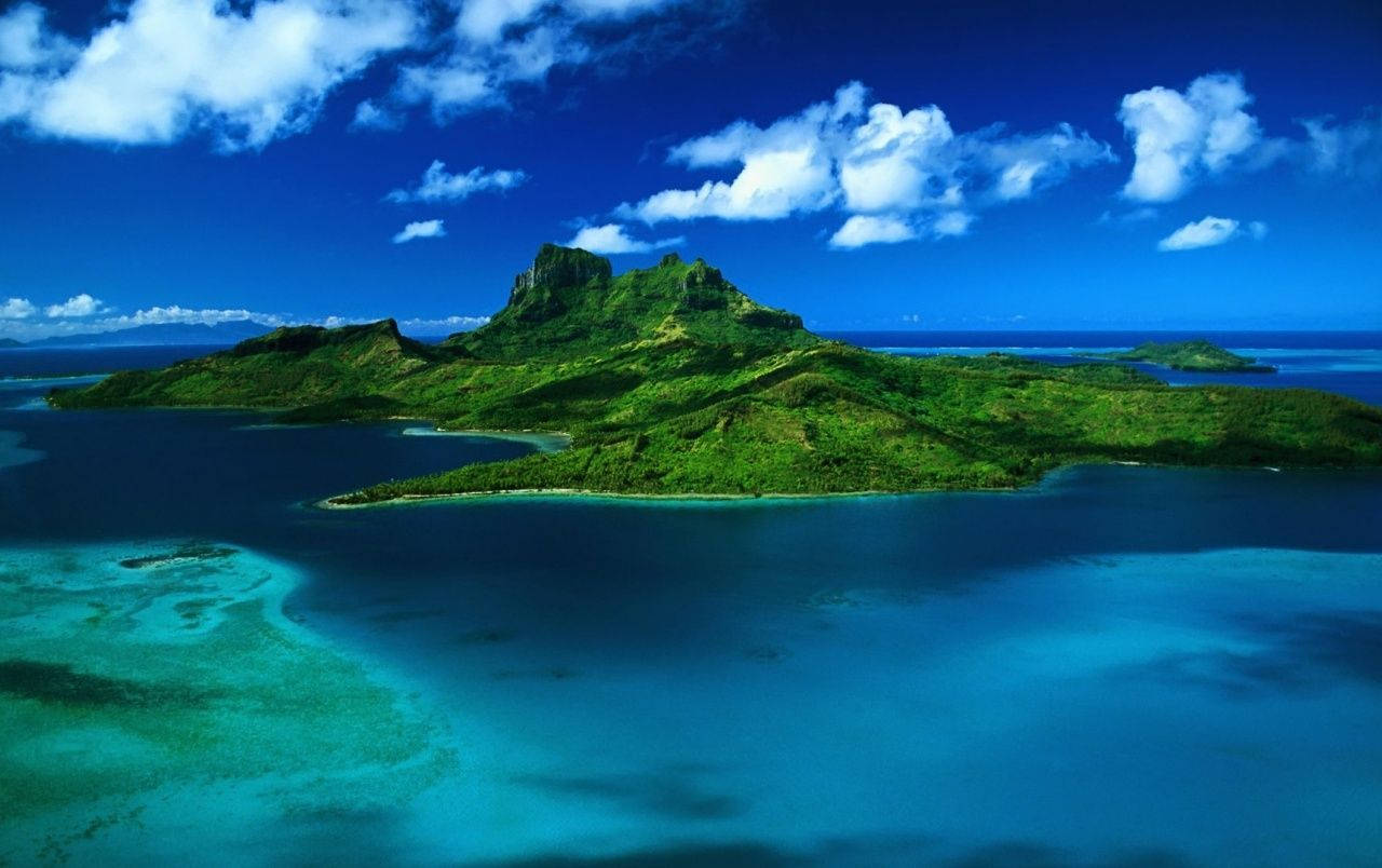 Mauritius Green Mountain Background
