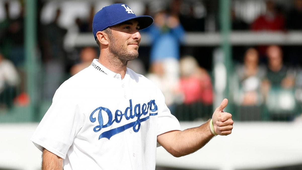 Max Homa In Dodgers Baseball Uniform Background