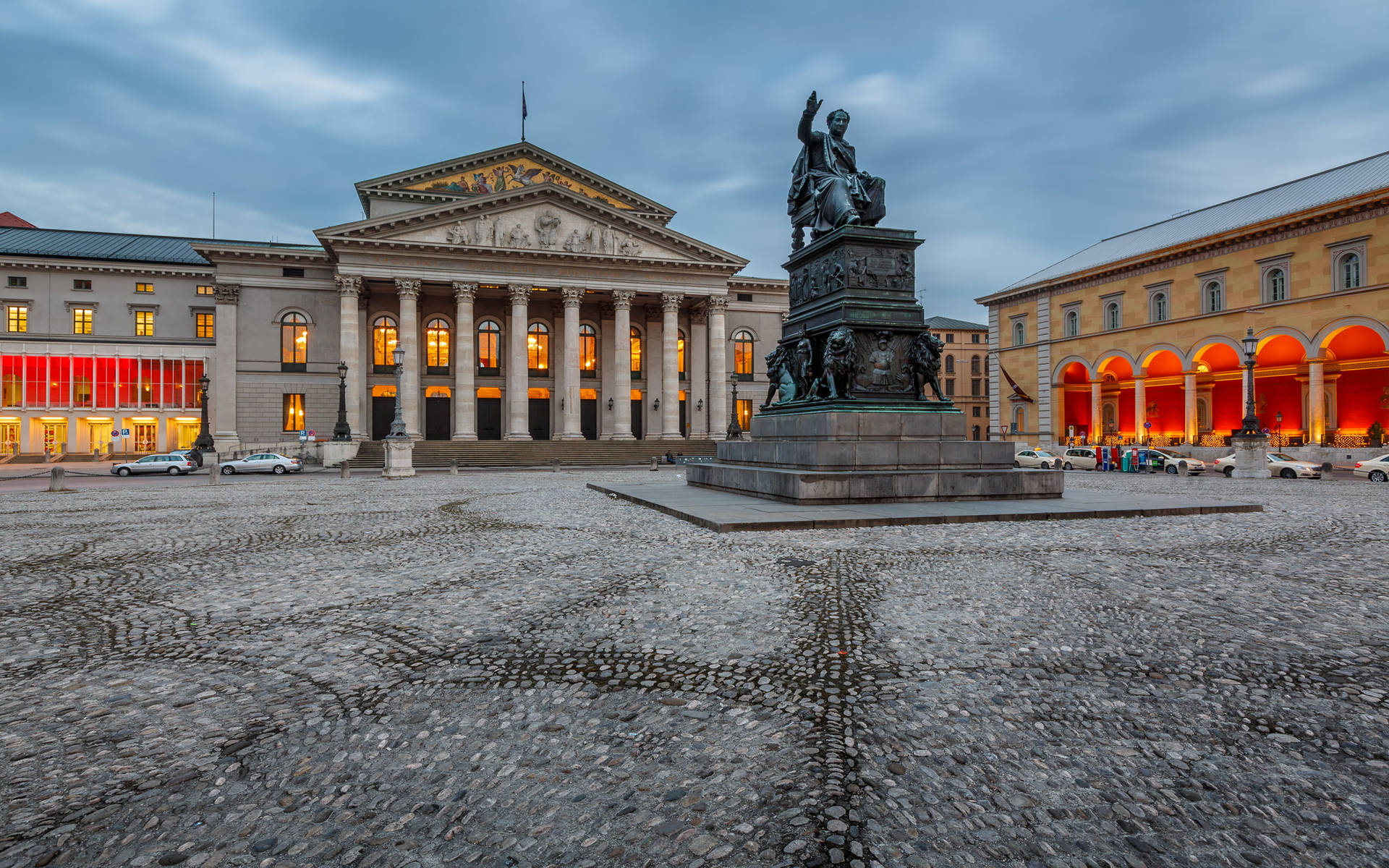 Max-joseph-platz Munich Background