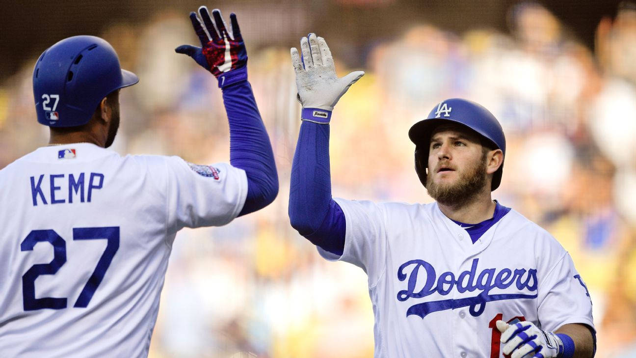 Max Muncy High Five Background